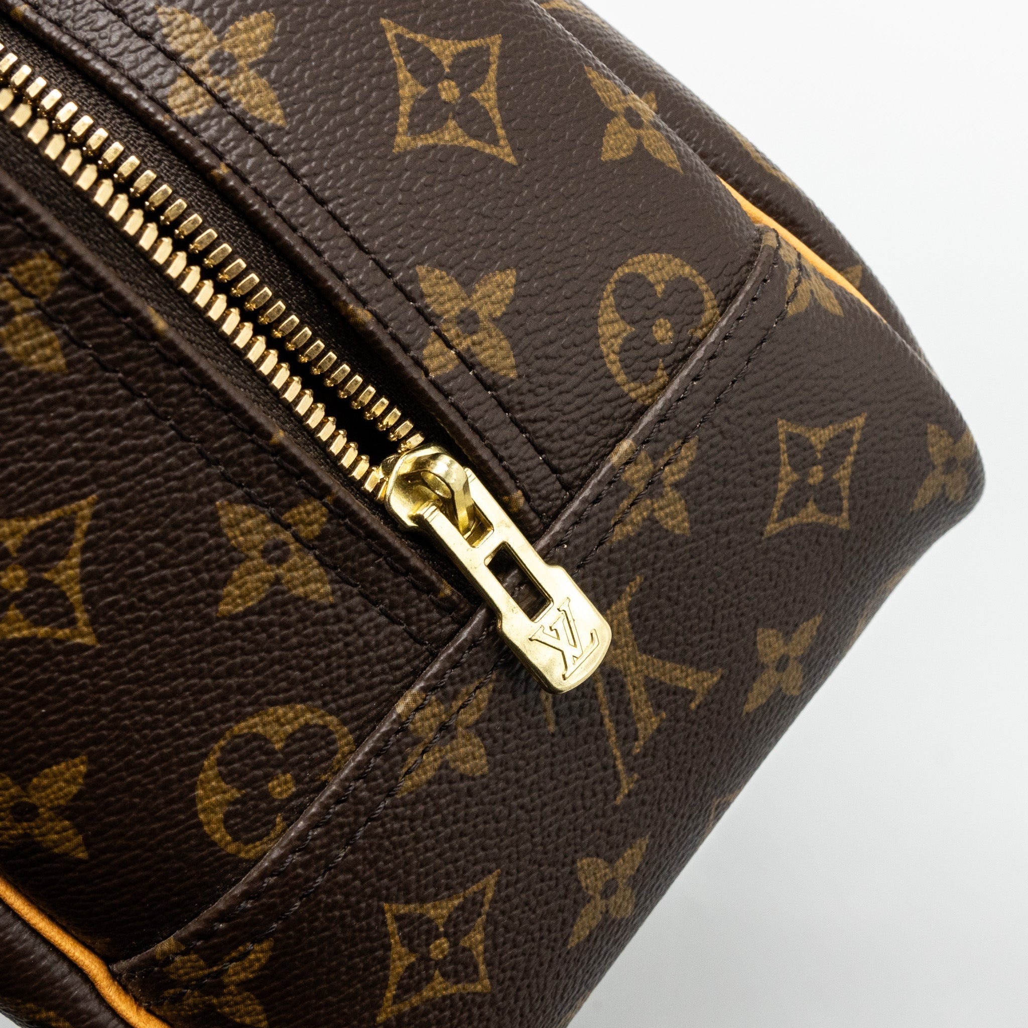 louis-vuitton-small-luggage-bag-monogram-canvas-ghw-1