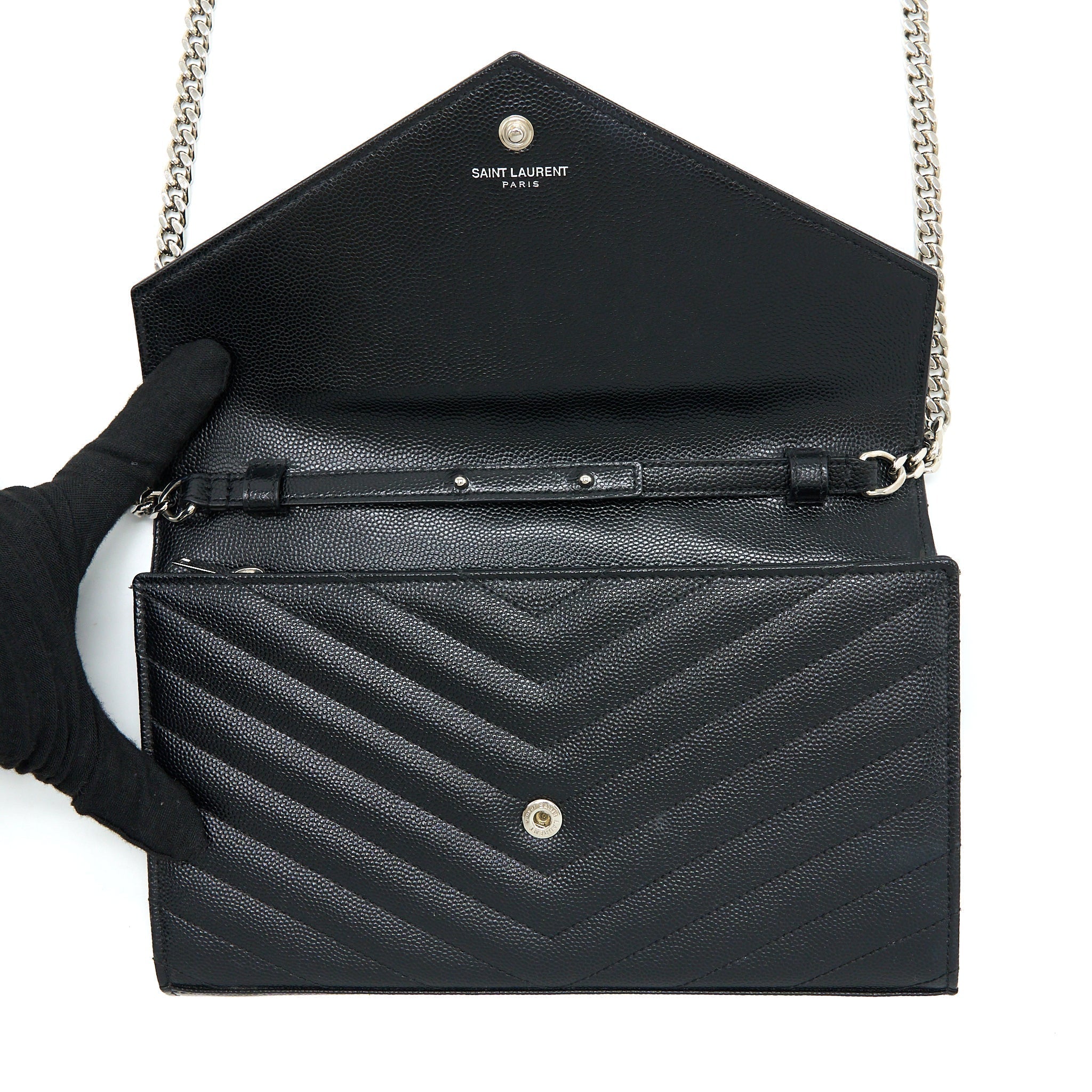 saint-laurent-envelop-chain-wallet-grained-calfskin-black-shw