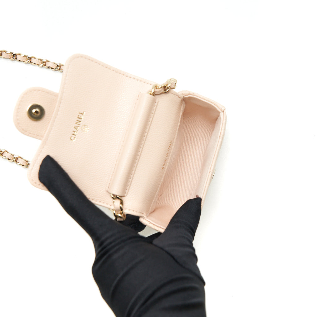 chanel-22c-mini-flap-vanity-caviar-light-pink-lghw