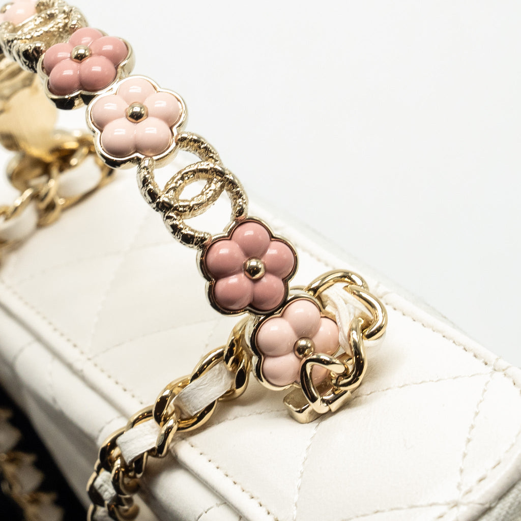 chanel-23k-camellia-top-handle-long-vanity-case-with-chain-calfskin-white-lghwmicrochip