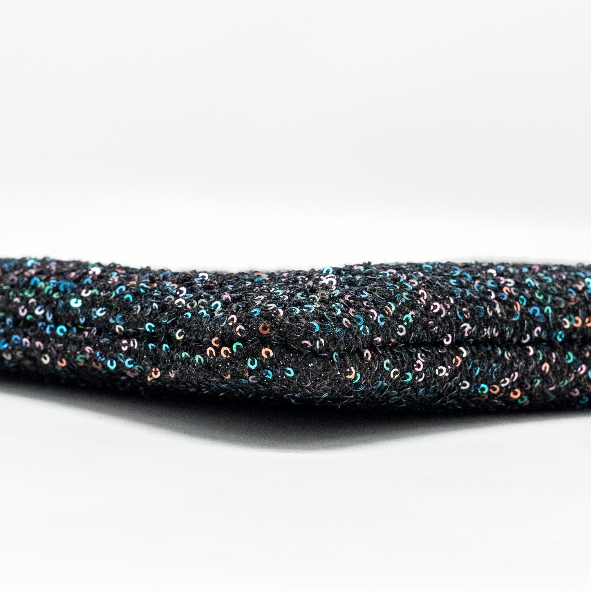 chanel-cluth-tweed-black