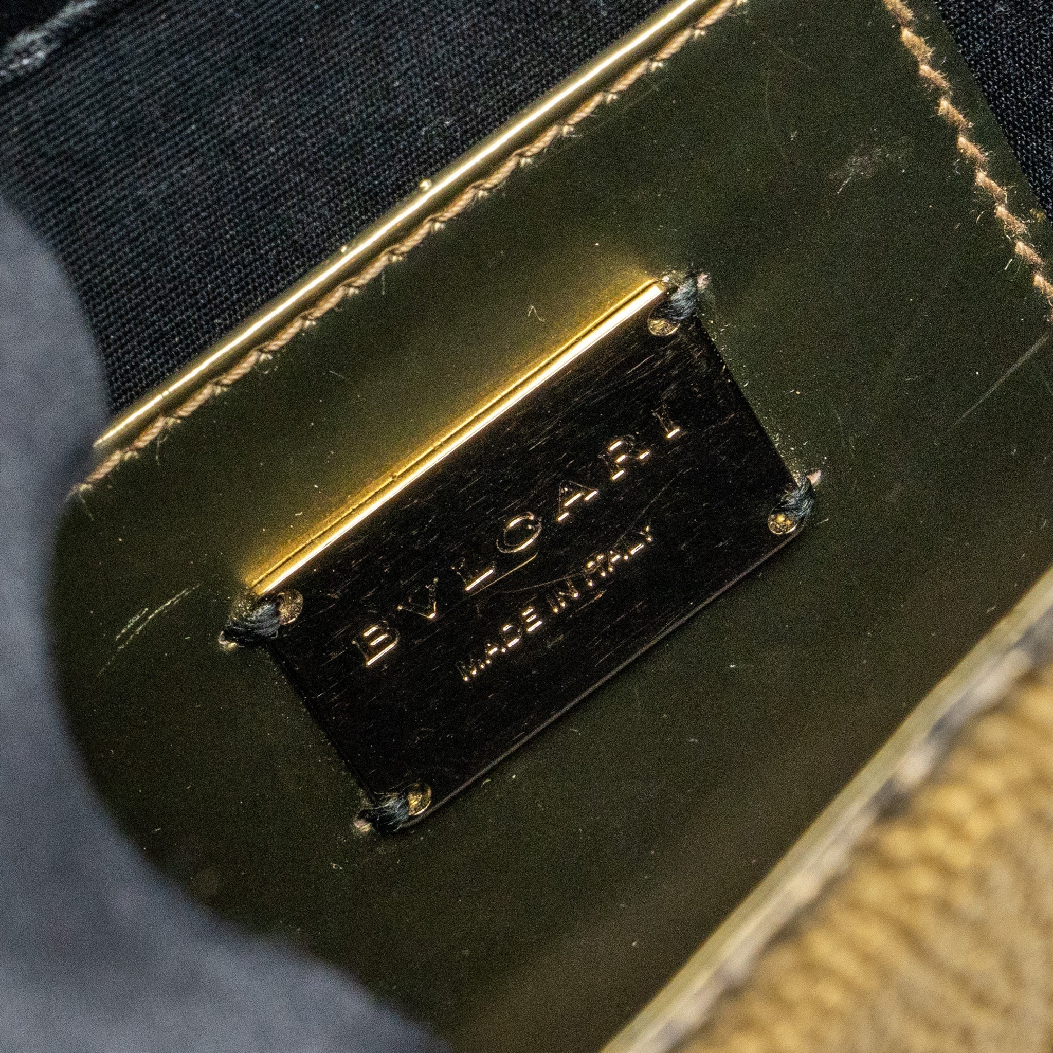 bvlgari-serpenti-forever-crossbody-bag-stingray-leather-gold-lghw
