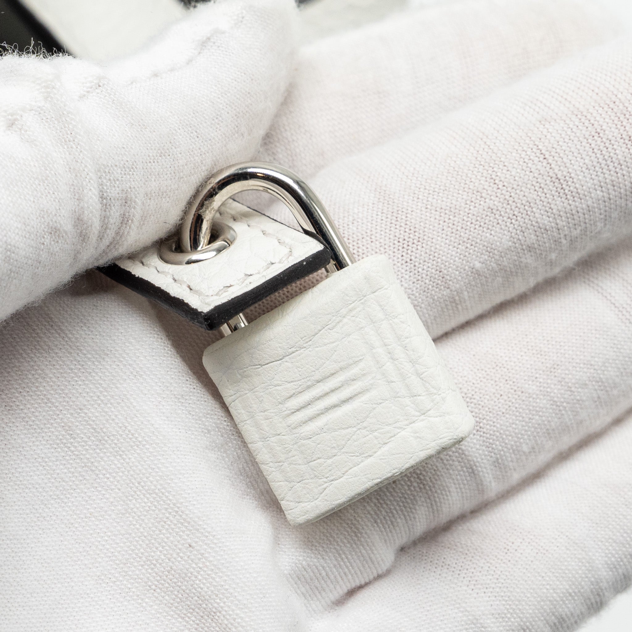 hermes-picotin-18-lock-bag-clemence-new-white-shw-stamp-b-copy