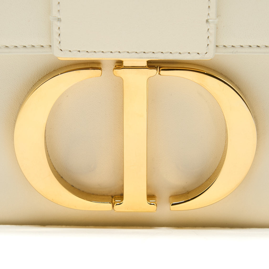 dior-medium-montaigne-30-bag-white-ghw