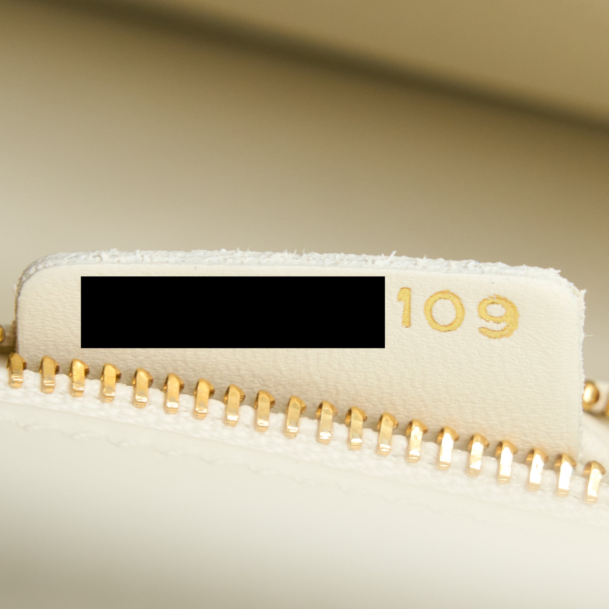 dior-medium-montaigne-30-bag-white-ghw