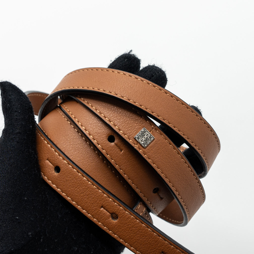 loewe-mini-hammock-drawstring-calfskin-tan-shw