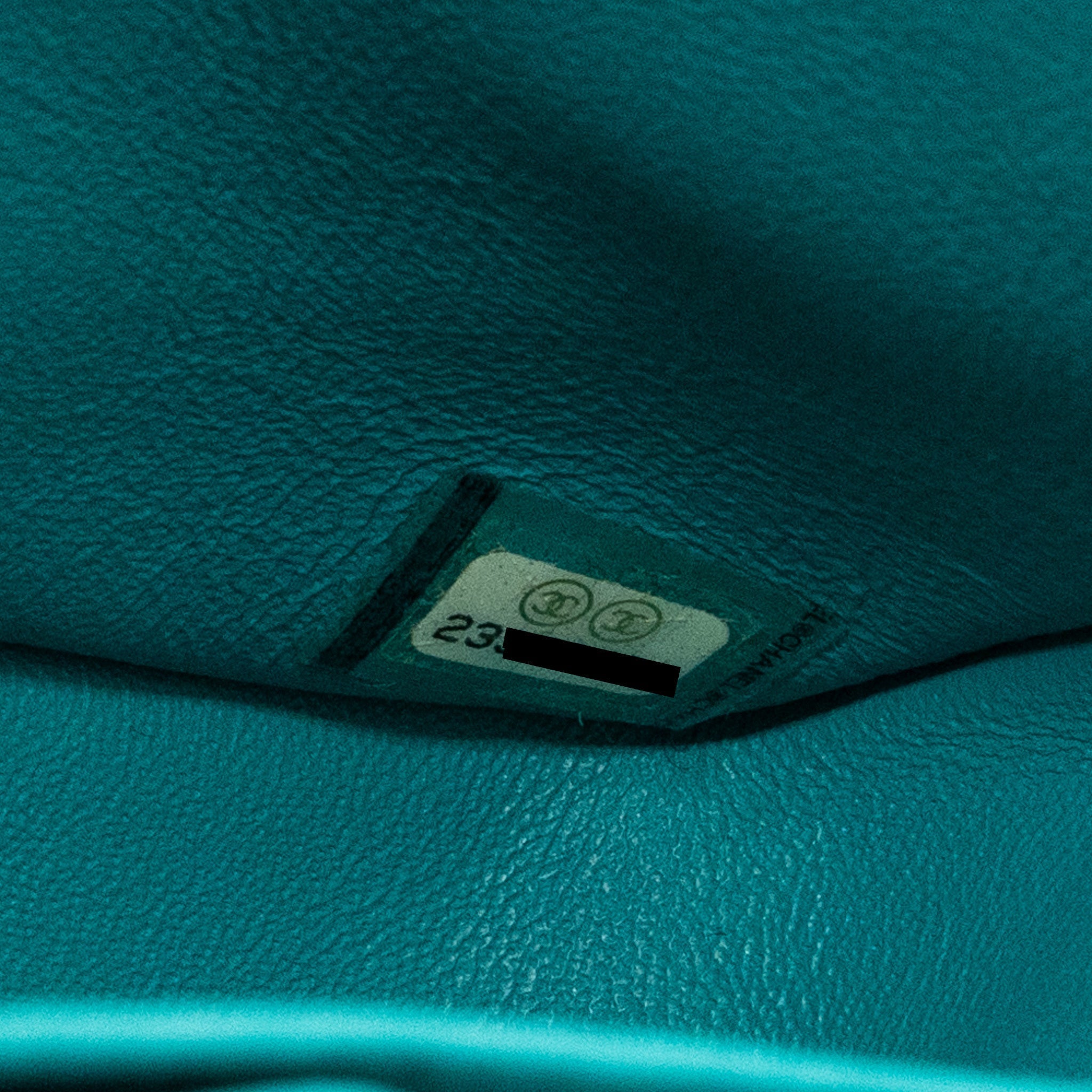 chanel-medium-classic-double-flap-bag-caviar-bright-blue-lghw