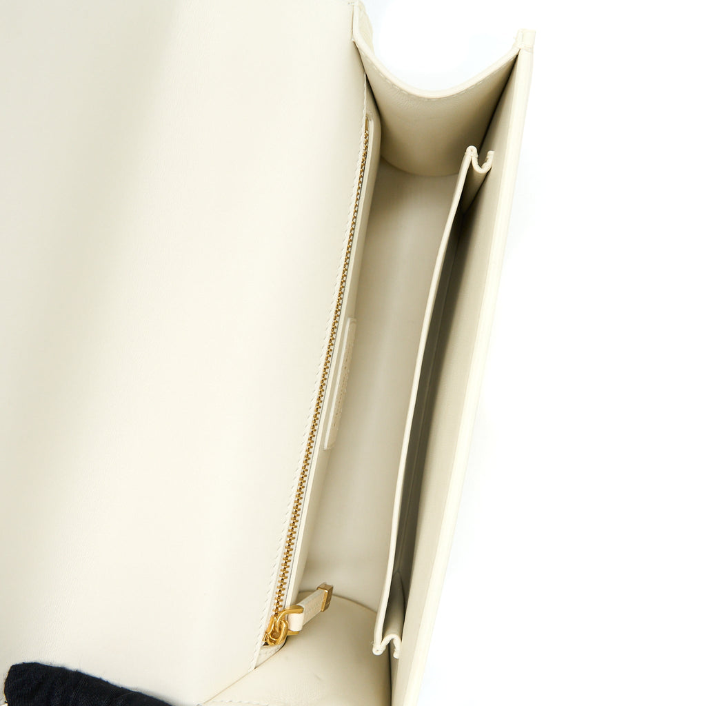 dior-medium-montaigne-30-bag-white-ghw