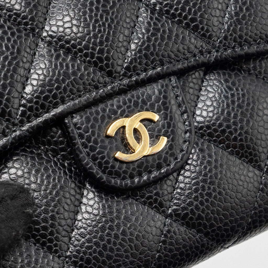 chanel-classic-compact-wallet-caviar-black-ghw-copy