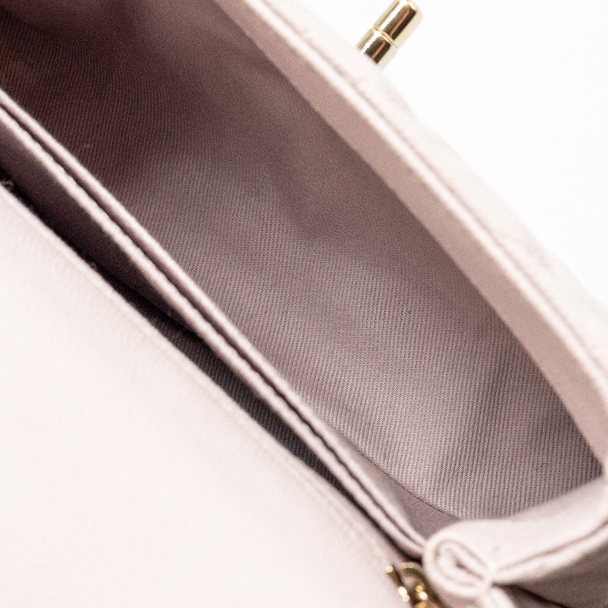 chanel-small-coco-handle-caviar-light-pink-lghw-1