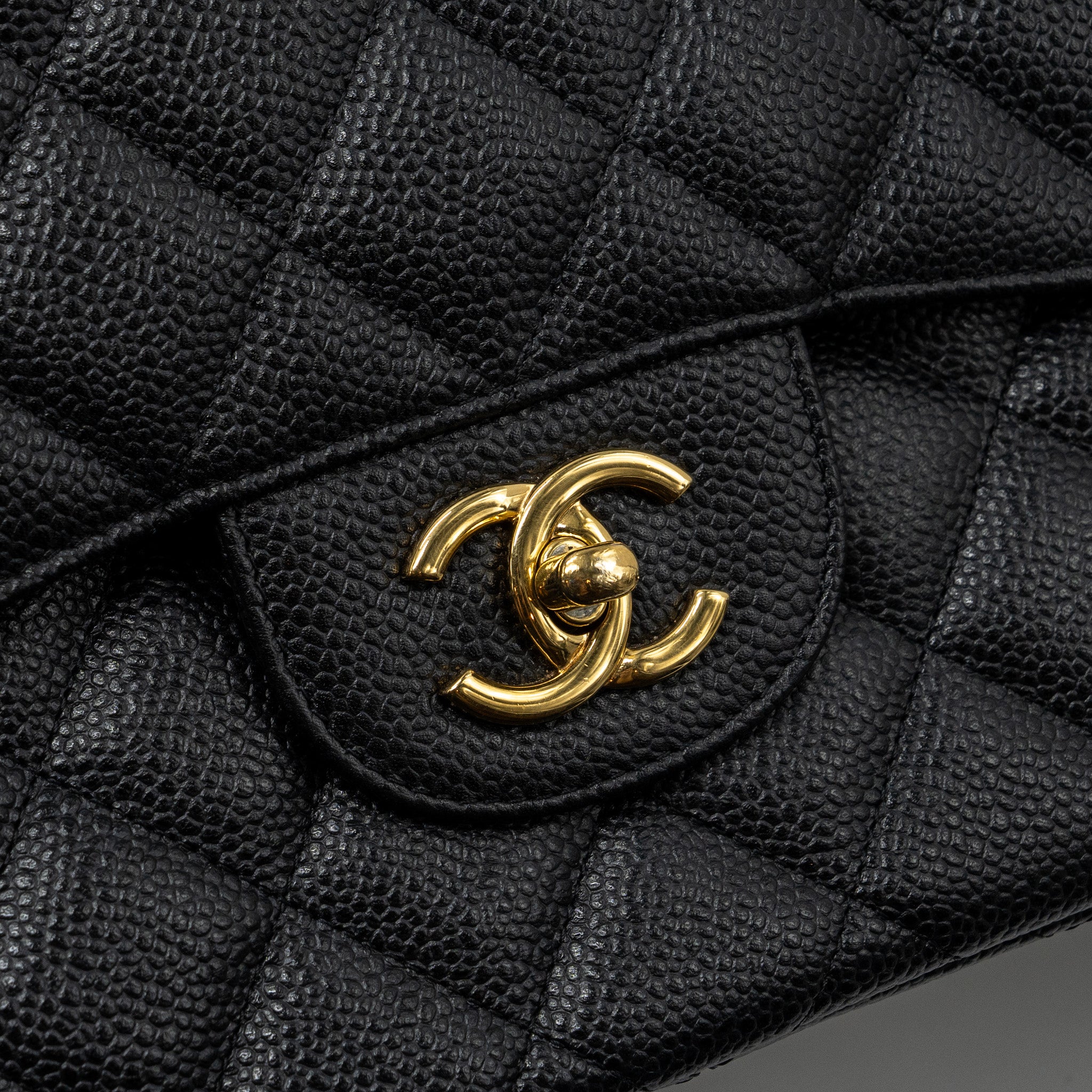 chanel-jumbo-classic-double-flap-bag-caviar-black-with-ghw