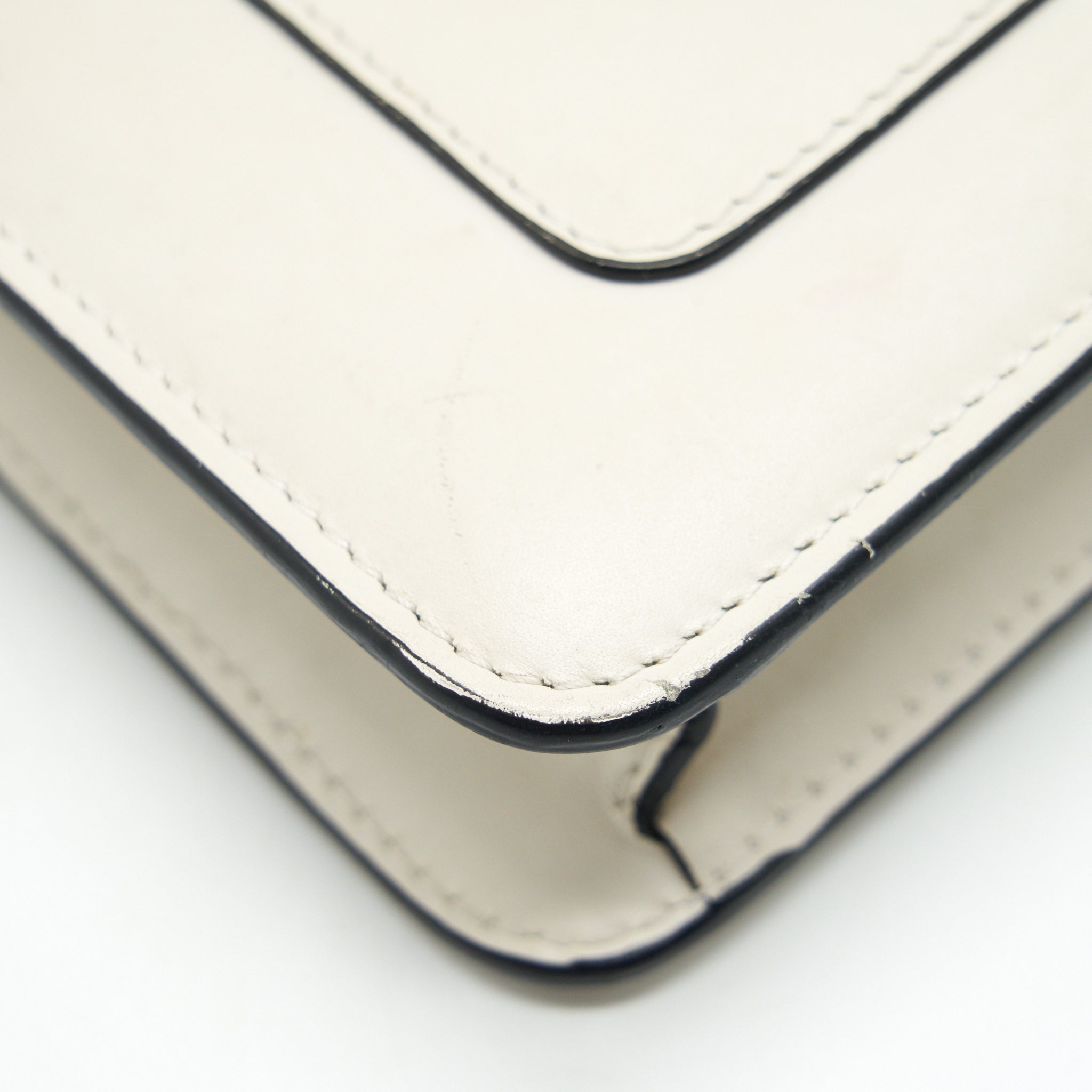 bvlgari-serpenti-forever-crossbody-bag-white-lghw