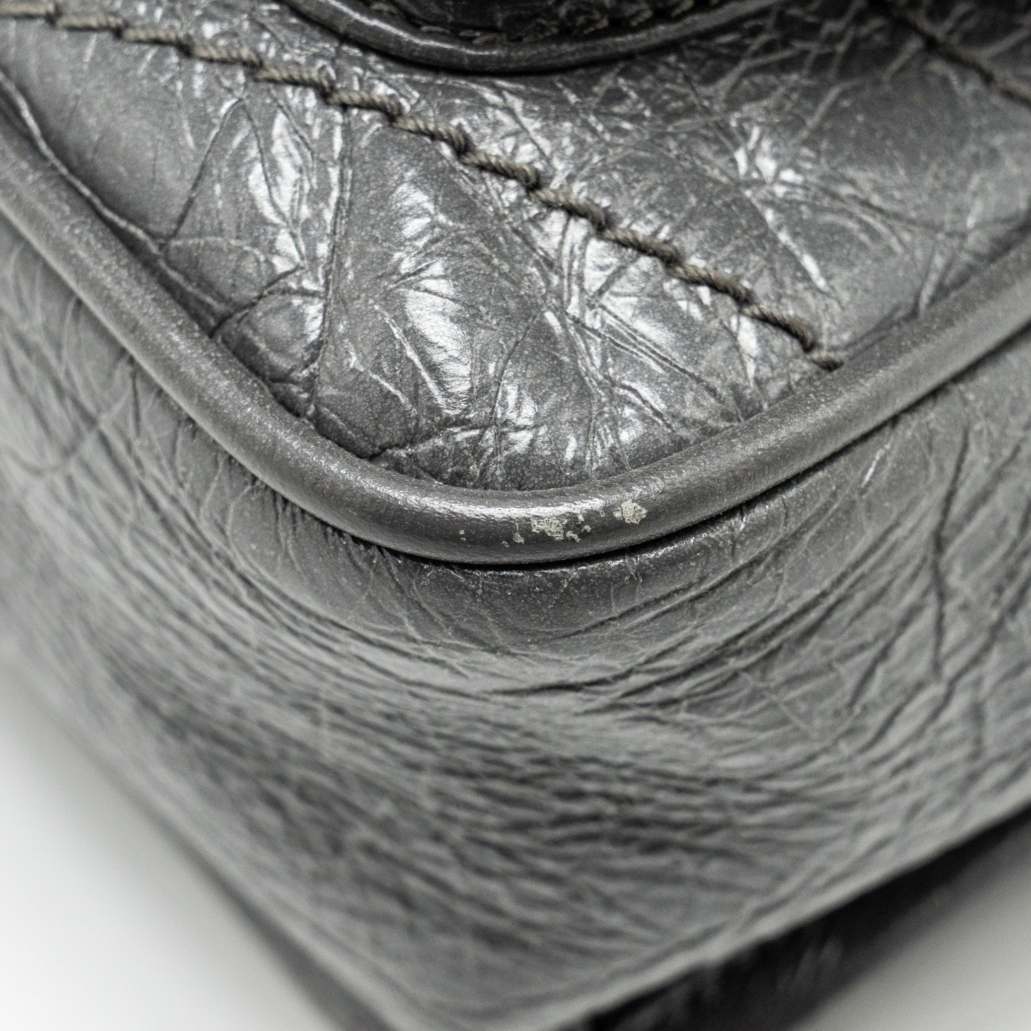 saint-laurent-niki-baby-calfskin-grey-shw