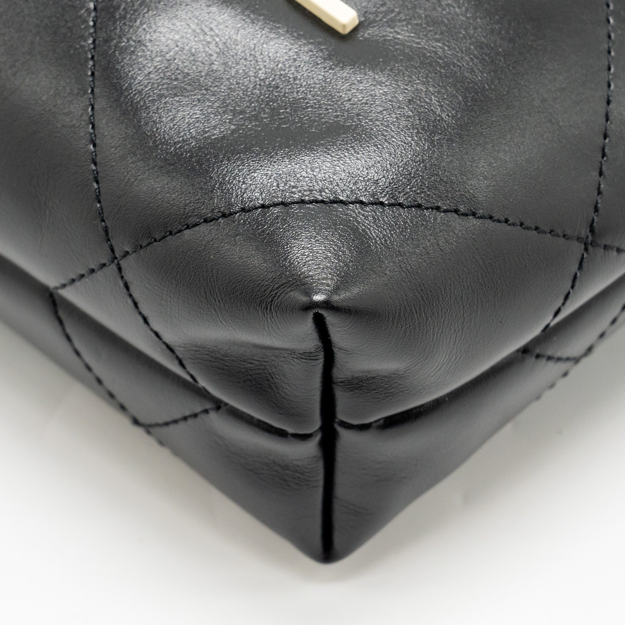 chanel-mini-22-bag-shiny-calfskin-black-ghw-microchip-copy