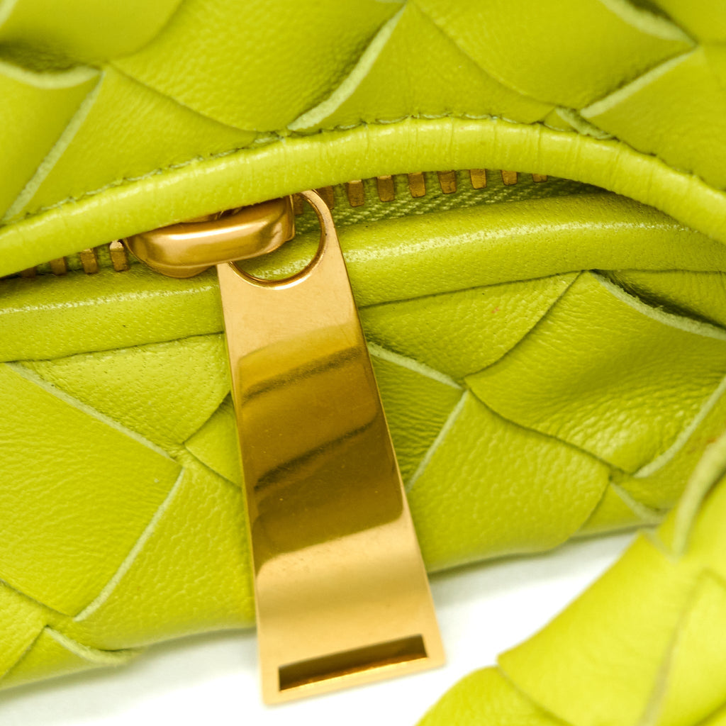 bottega-veneta-mini-jodie-kiwi-ghw