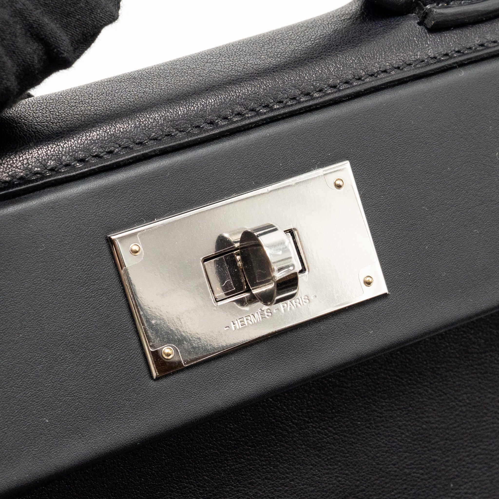 hermes-mini-24-24-2424-21-bag-evercolor-swift-black-shw-stamp-k
