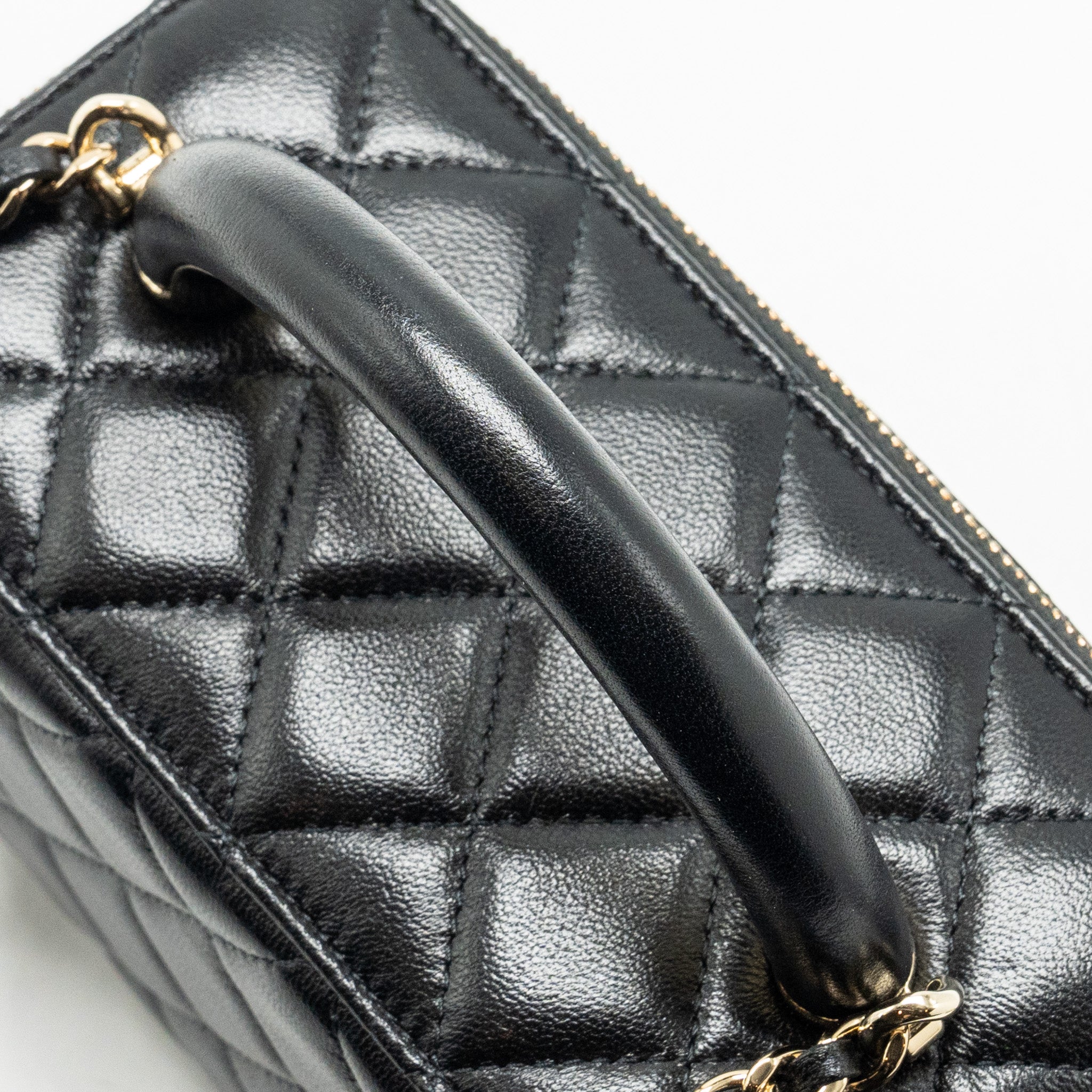 chanel-top-handle-long-vanity-case-lambskin-black-lghw-microchip-1