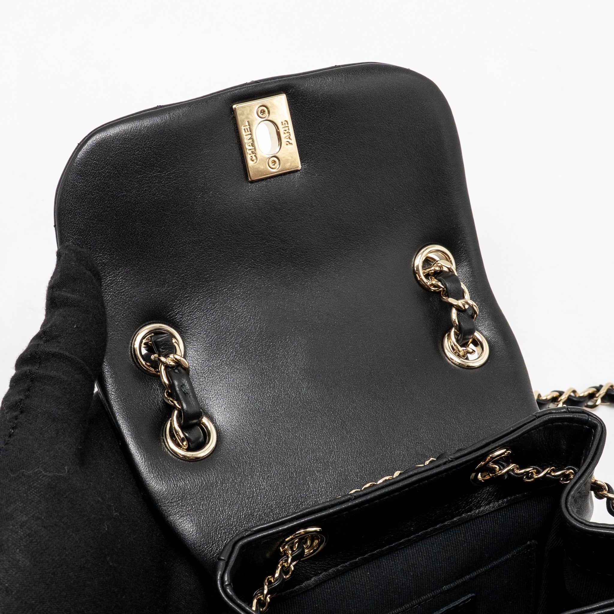 chanel-mini-duma-backpack-calfskin-black-lghwmicrochip