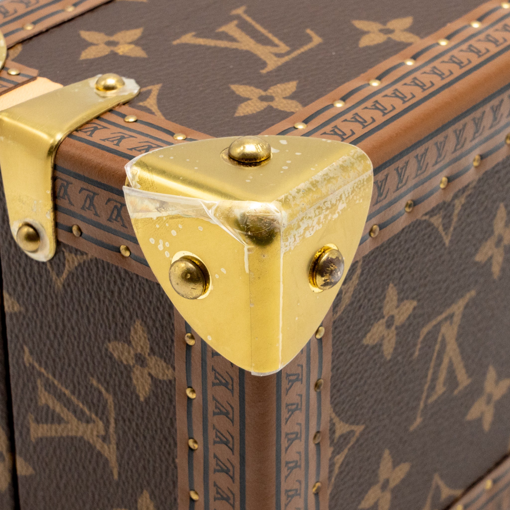 louis-vuitton-coffret-tresor-20-monogram-canvas-ghw