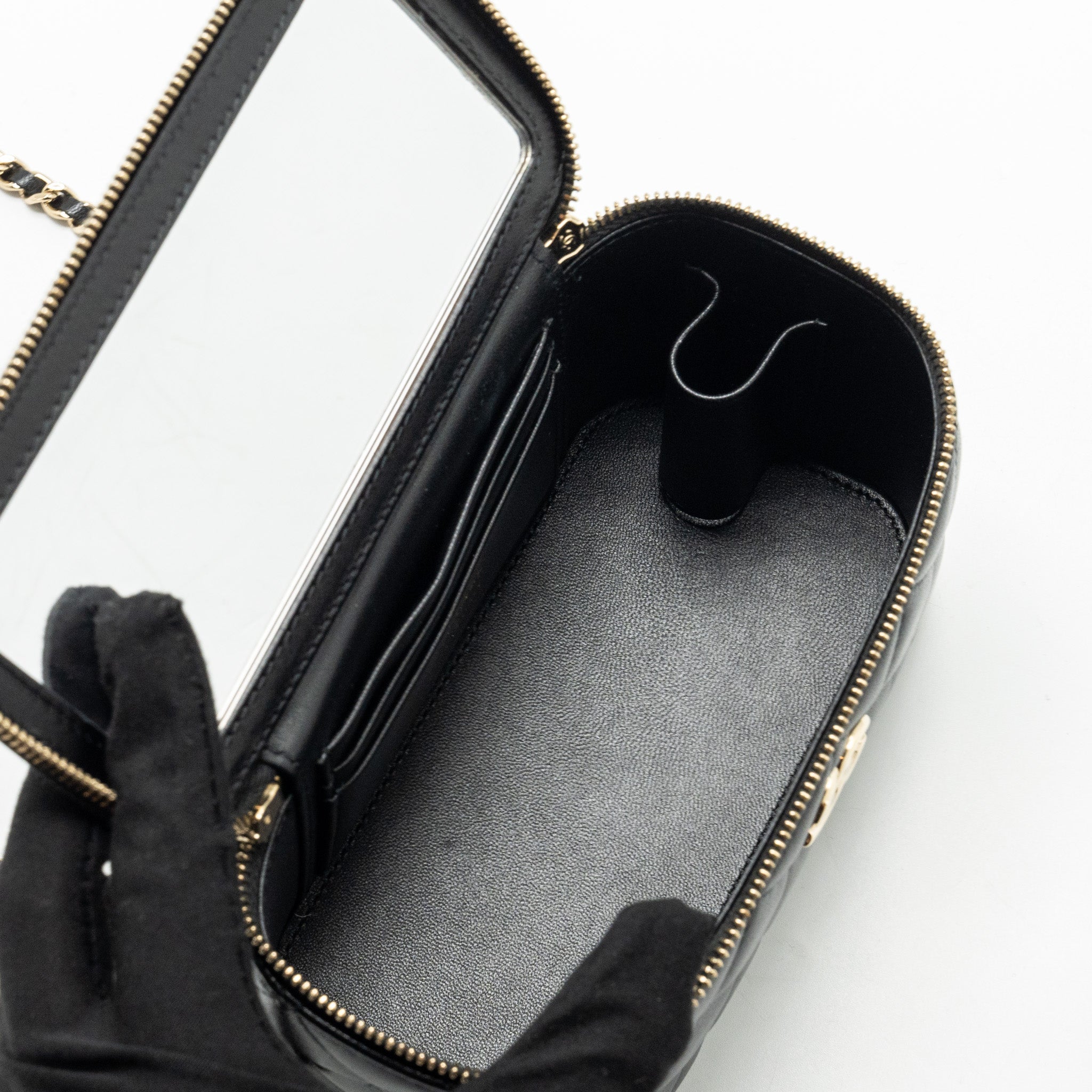 chanel-top-handle-long-vanity-case-lambskin-black-lghw-microchip-1