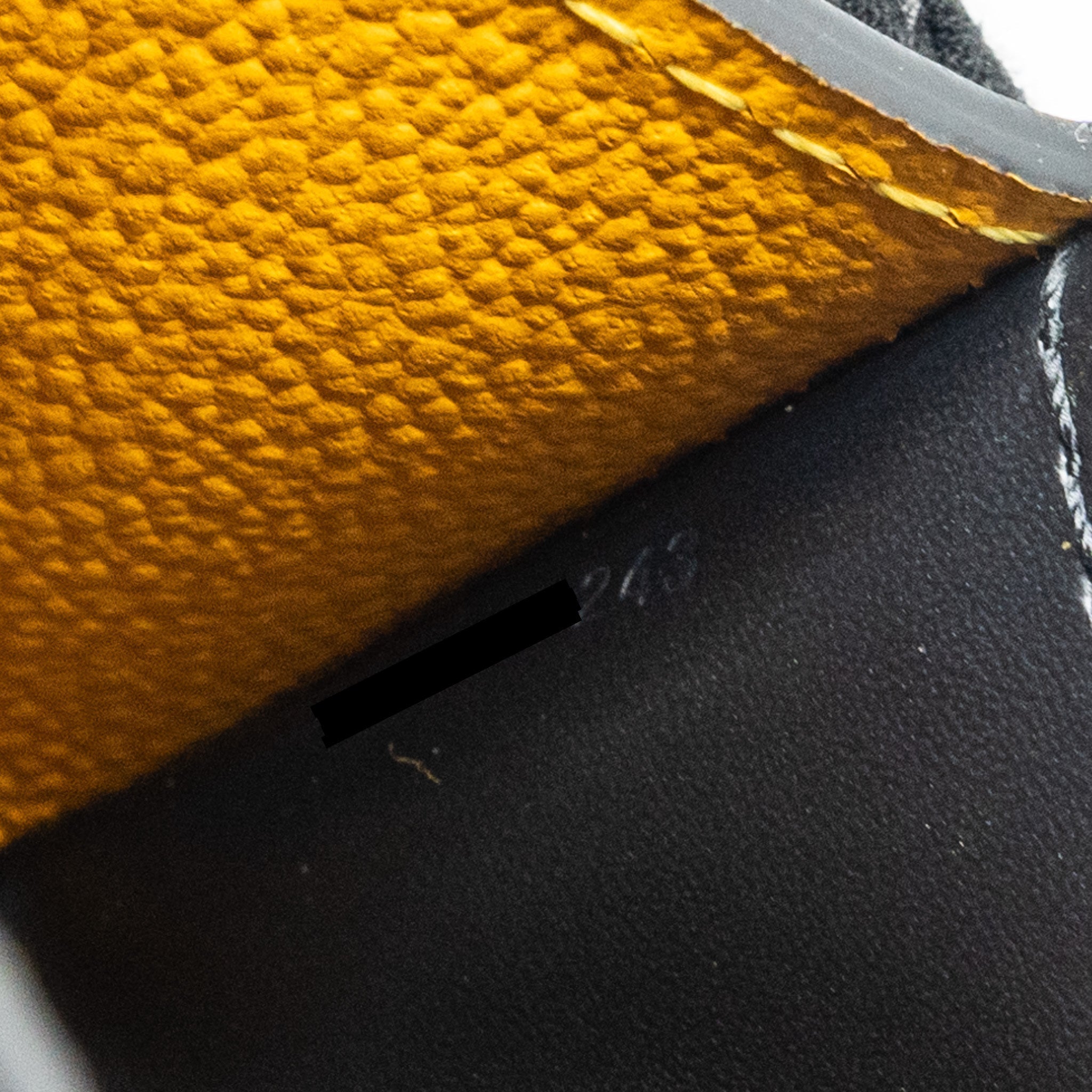 goyard-saint-pierre-card-wallet-goyardine-calfskin-black