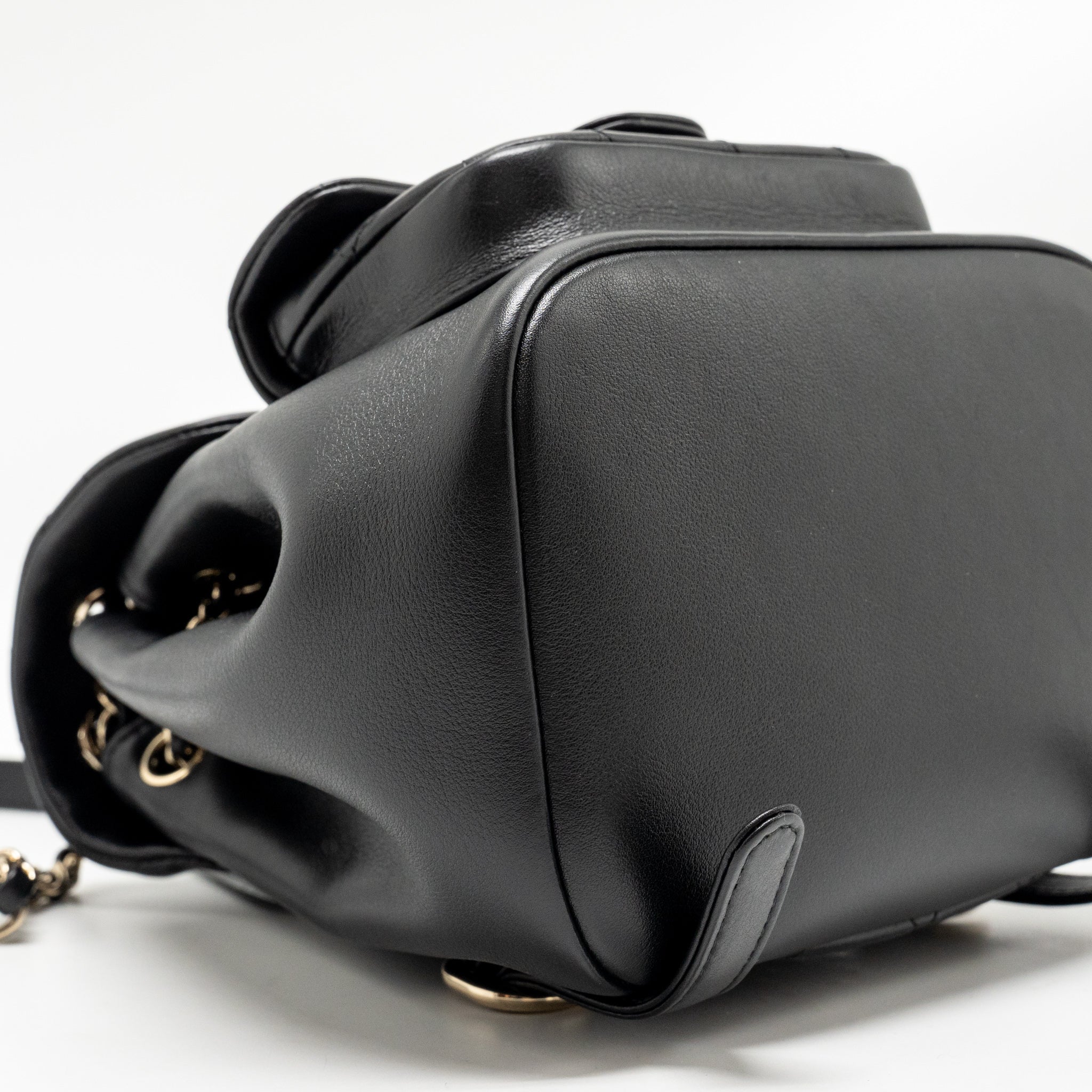 chanel-mini-duma-backpack-calfskin-black-lghwmicrochip