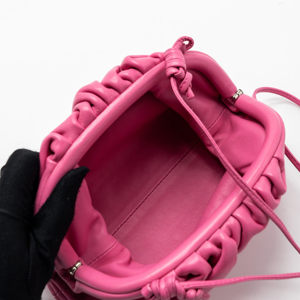 bottega-veneta-mini-pouch-calfskin-pink-shw