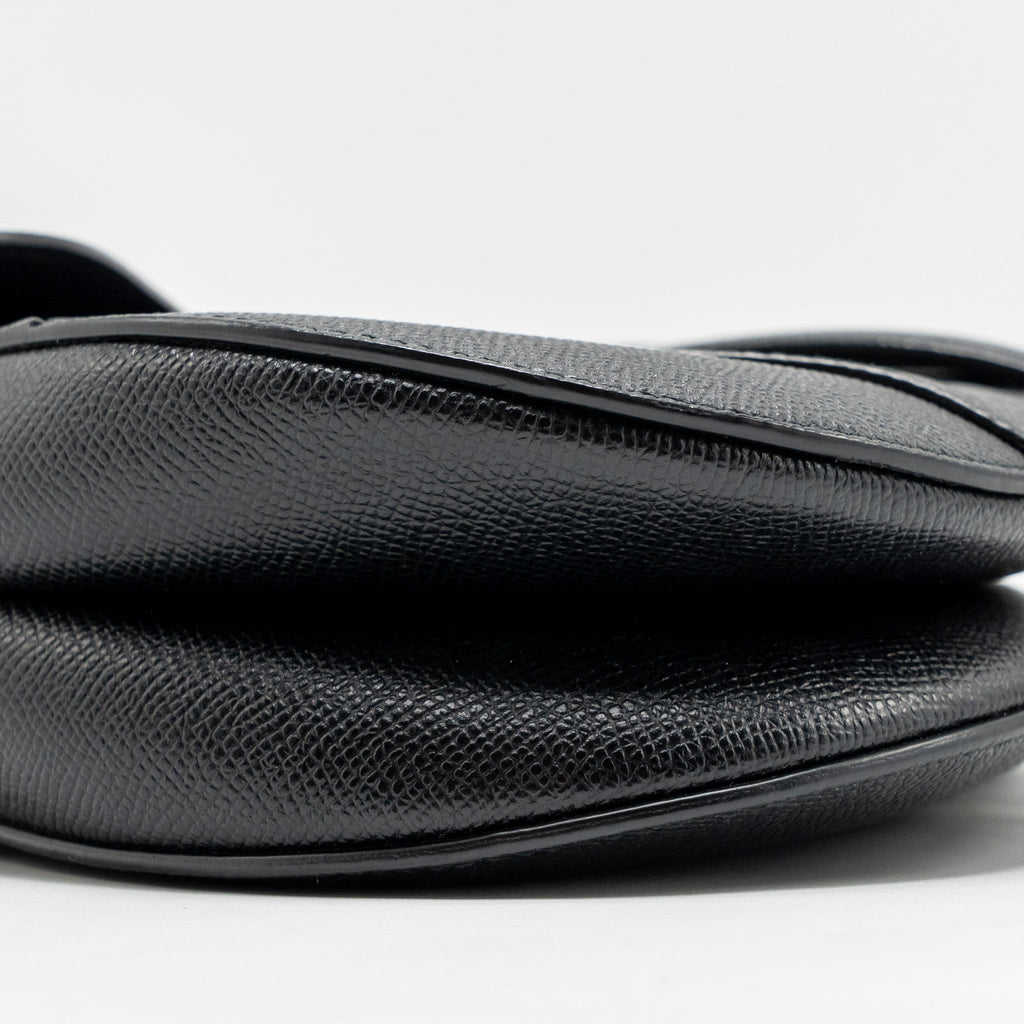 dior-saddle-bag-with-strap-grained-calfskin-black-ghw
