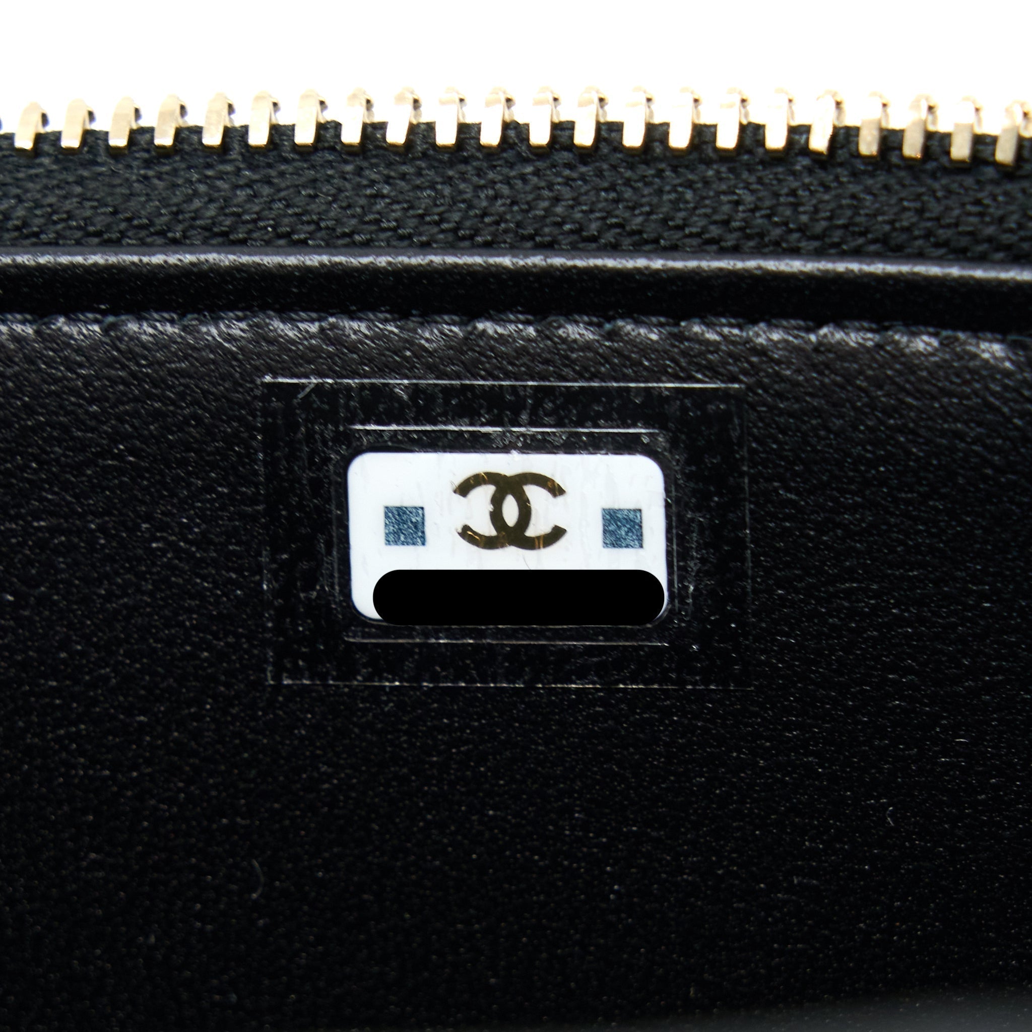 chanel-22k-gold-pillar-adjustable-chain-long-vanity-lambskin-black-ghw-microchip-1