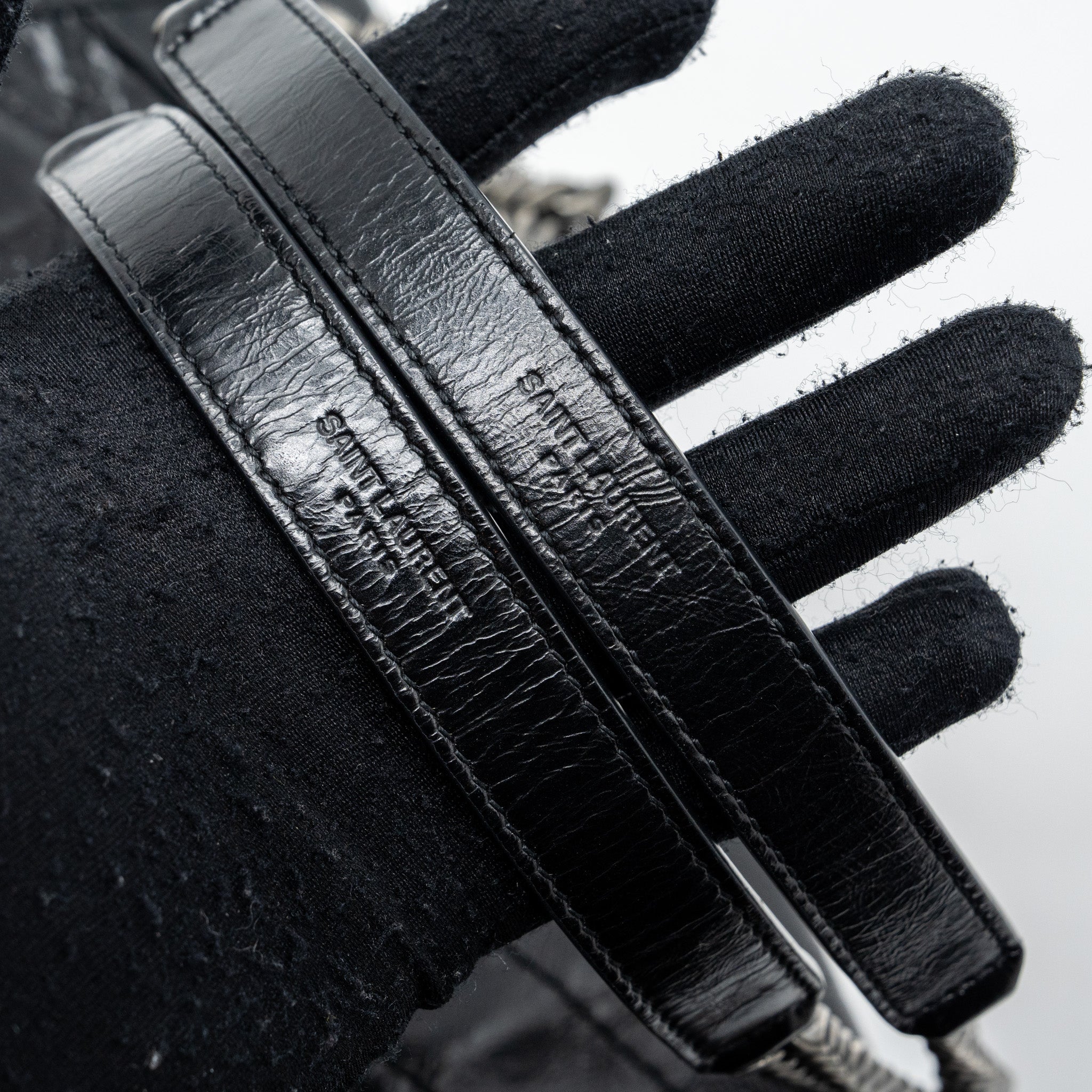 saint-laurent-medium-niki-calfskin-leather-black-shw