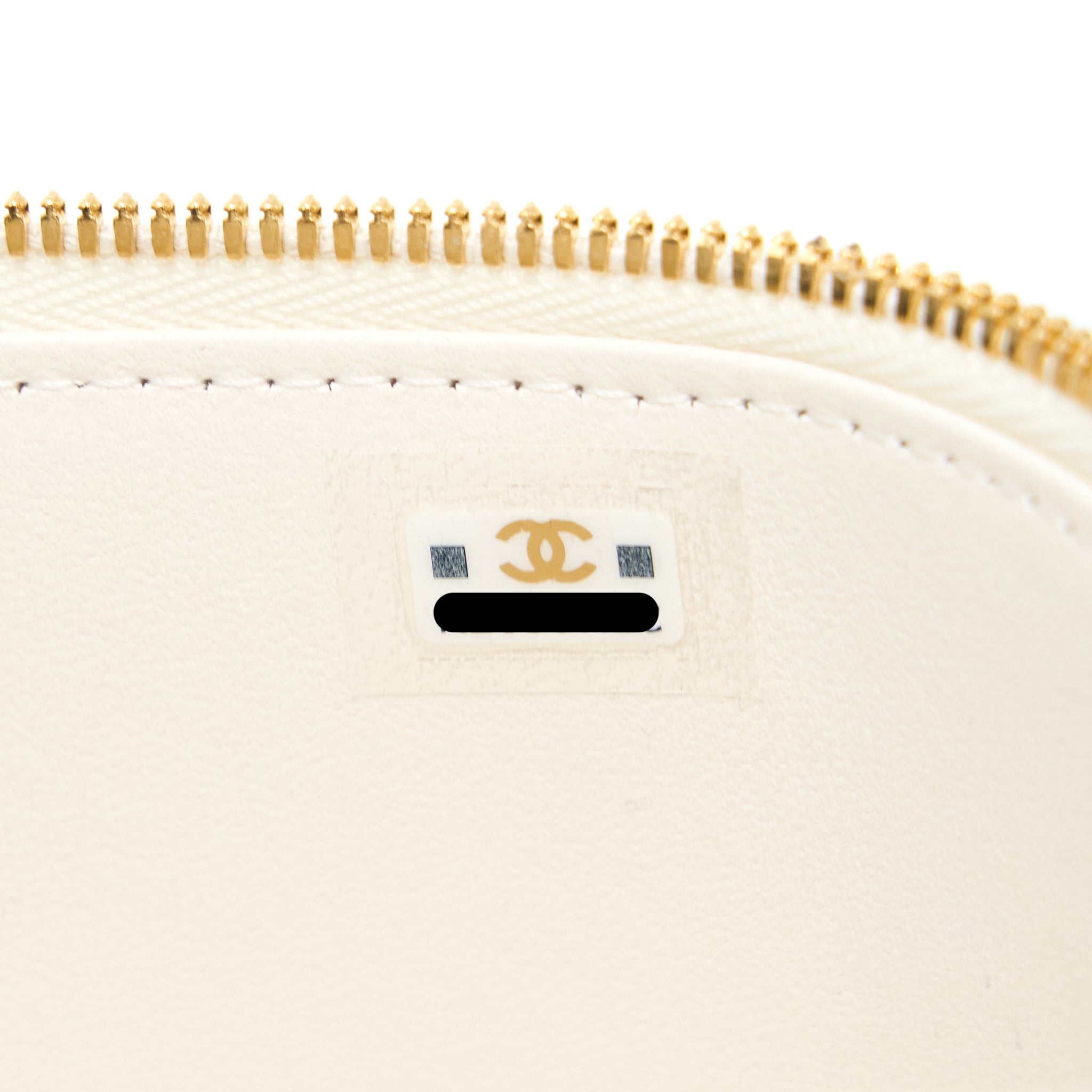 chanel-long-vanity-with-coco-letter-chain-lambskin-white-ghw