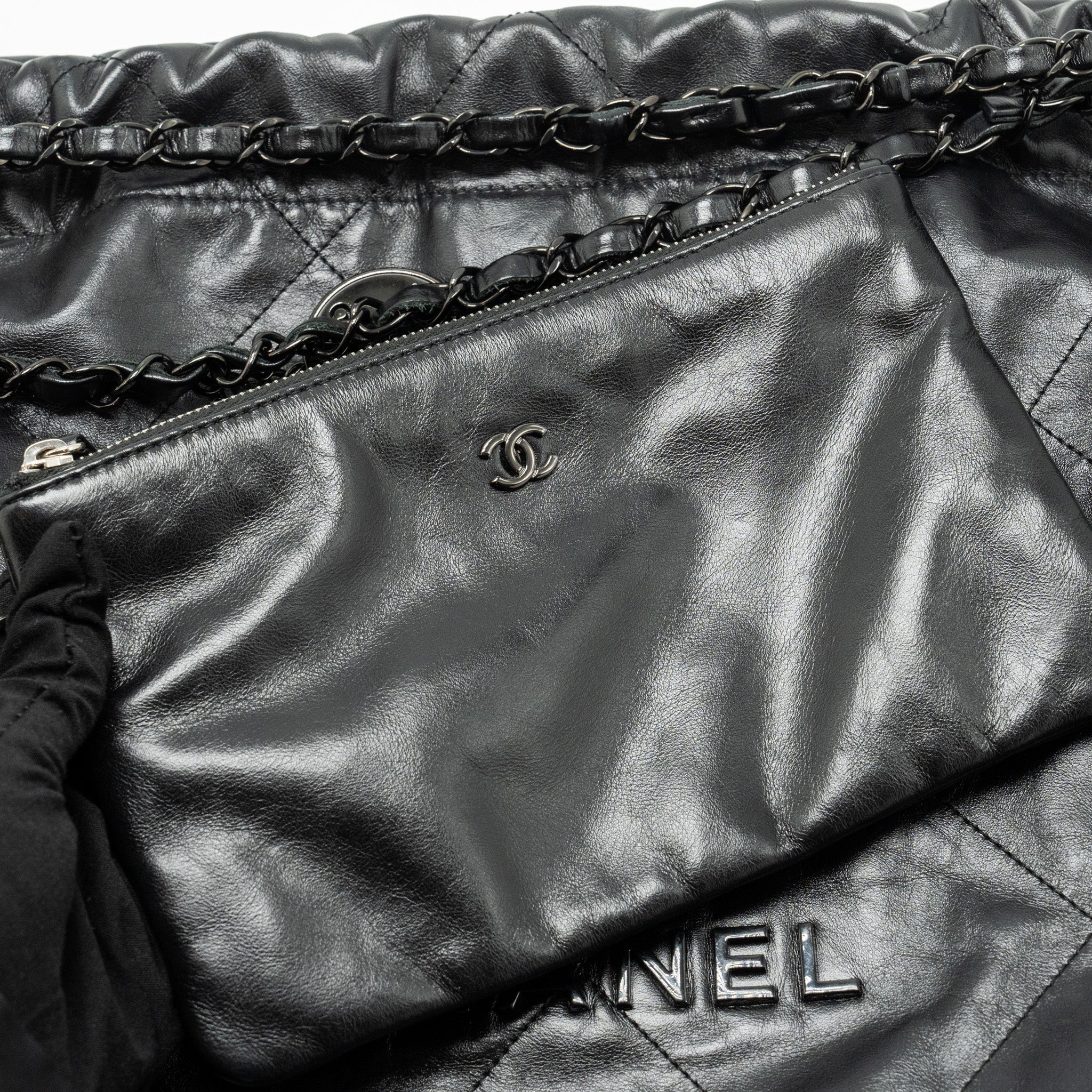 chanel-medium-22-bag-calfskin-so-black-microchip-copy-1