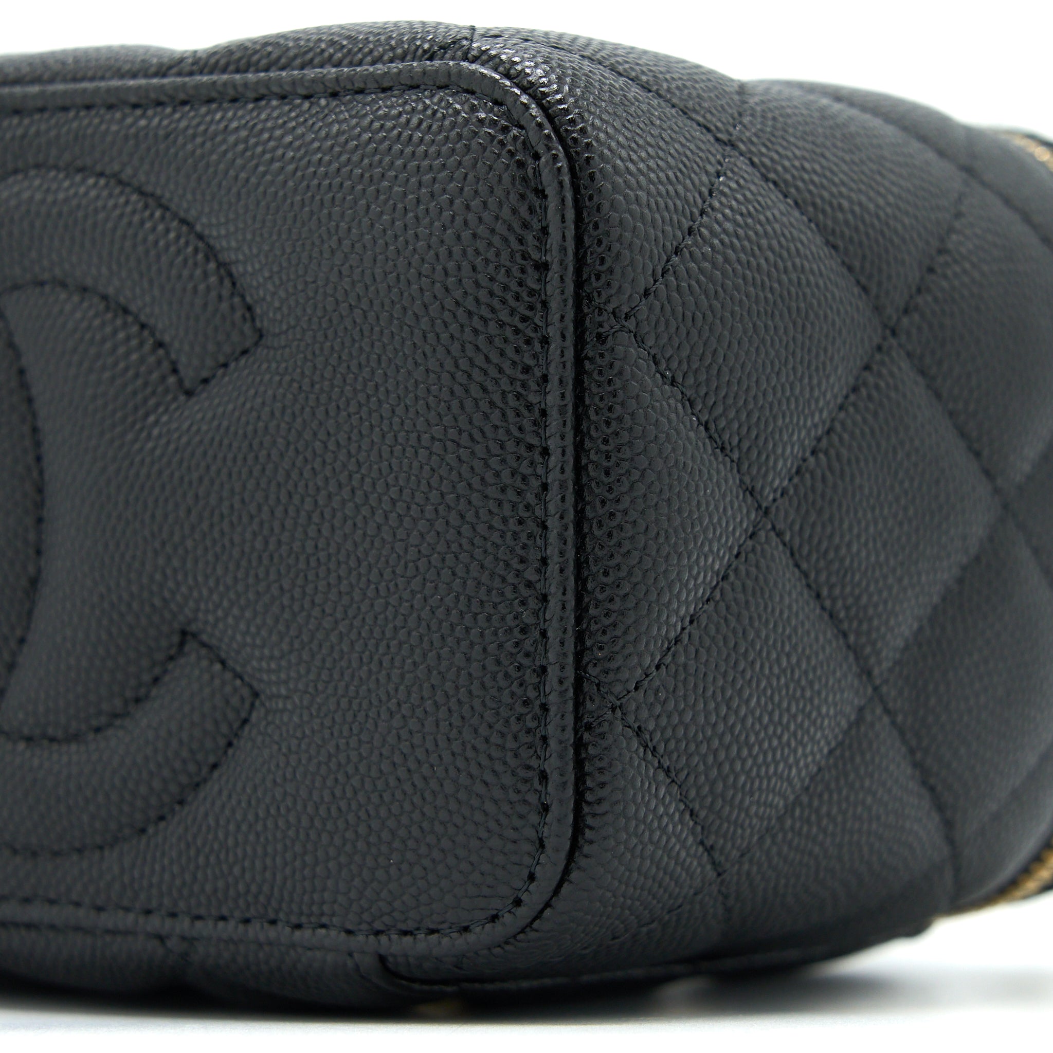 chanel-long-vanity-case-caviar-black-lghw-microchip