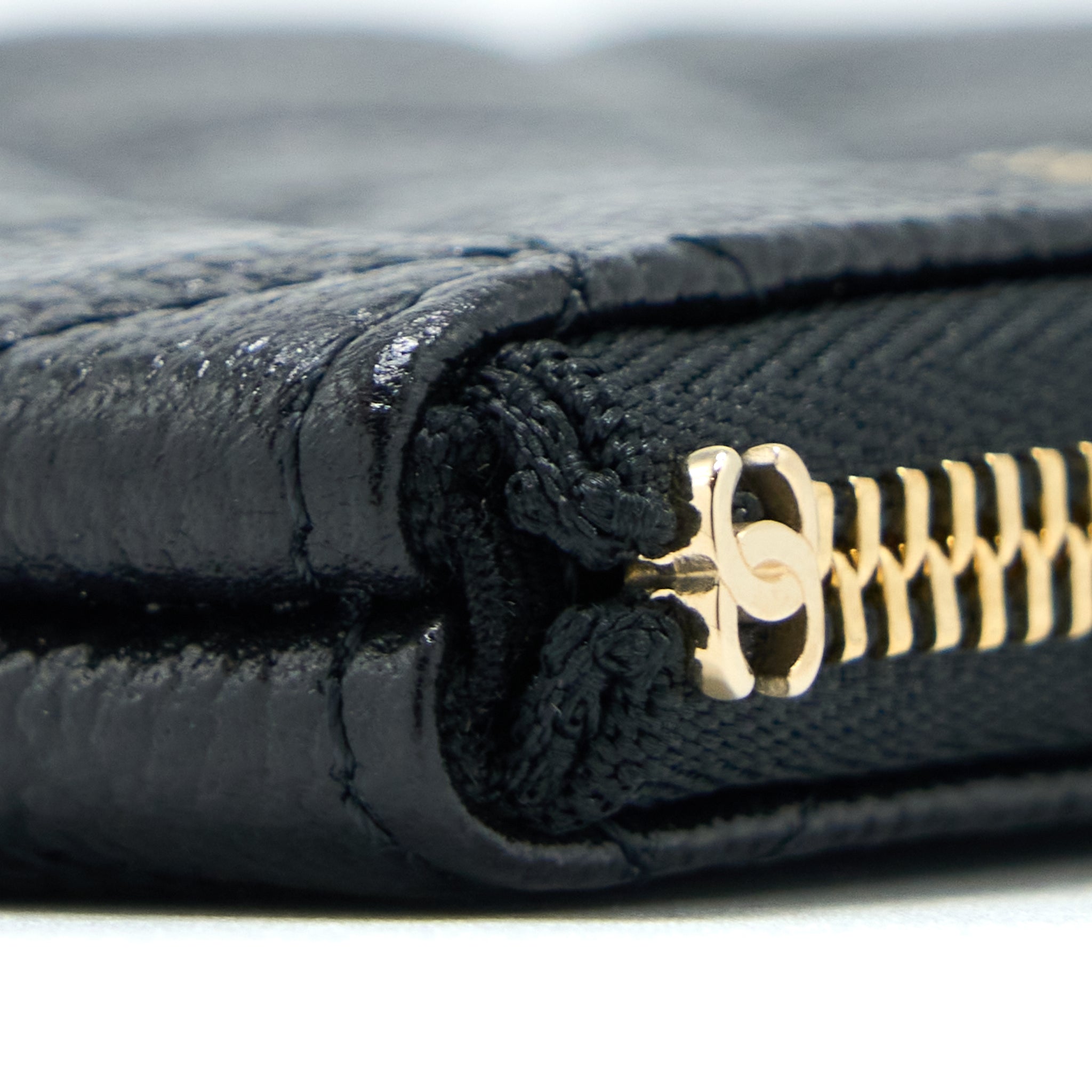chanel-zippy-small-pouch-detailed-logo-caviar-black-lghw