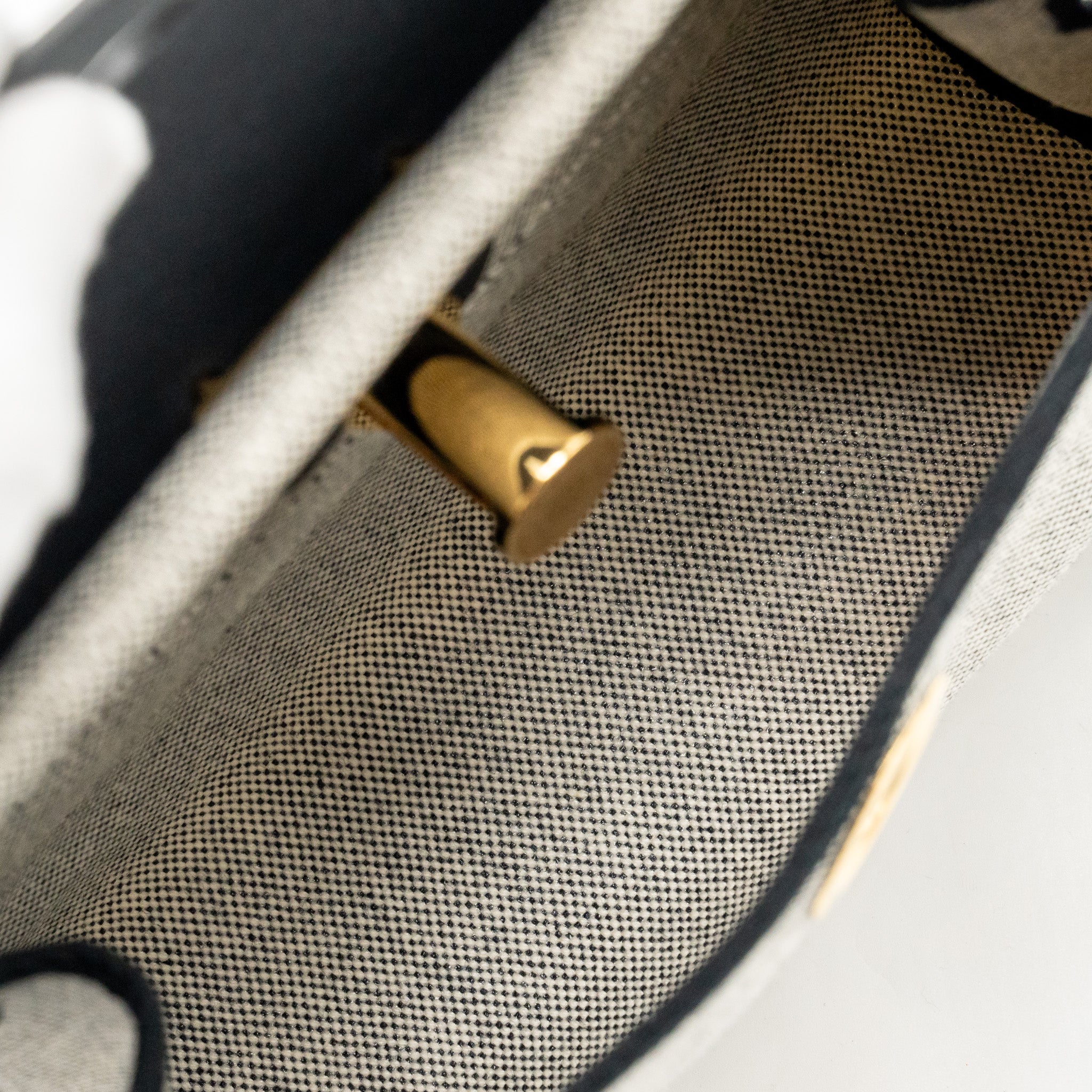 hermes-herbag-mini-canvas-cowhide-black-ecru-ghw-stamp-w