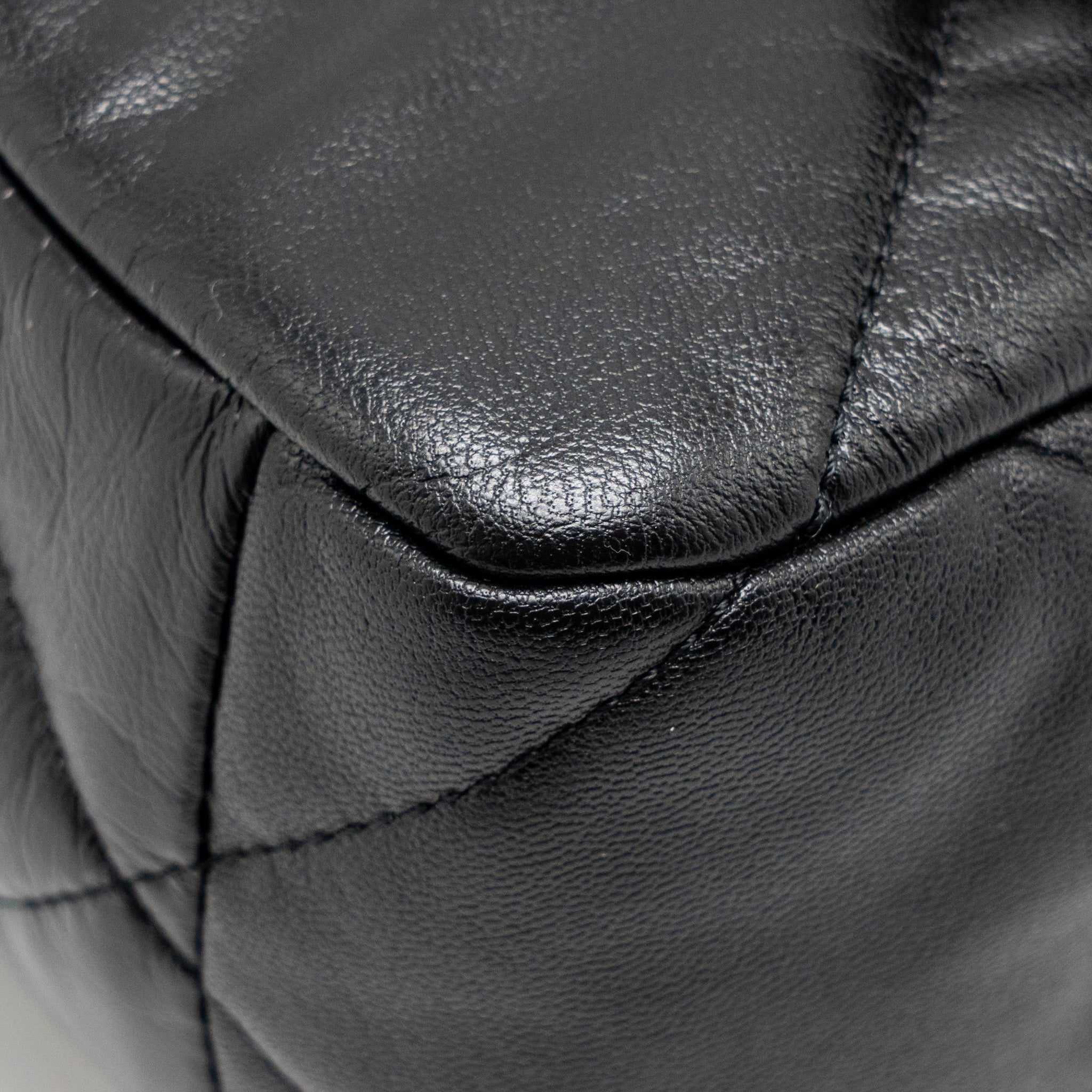 chanel-large-19-bag-goatskin-black-ghw