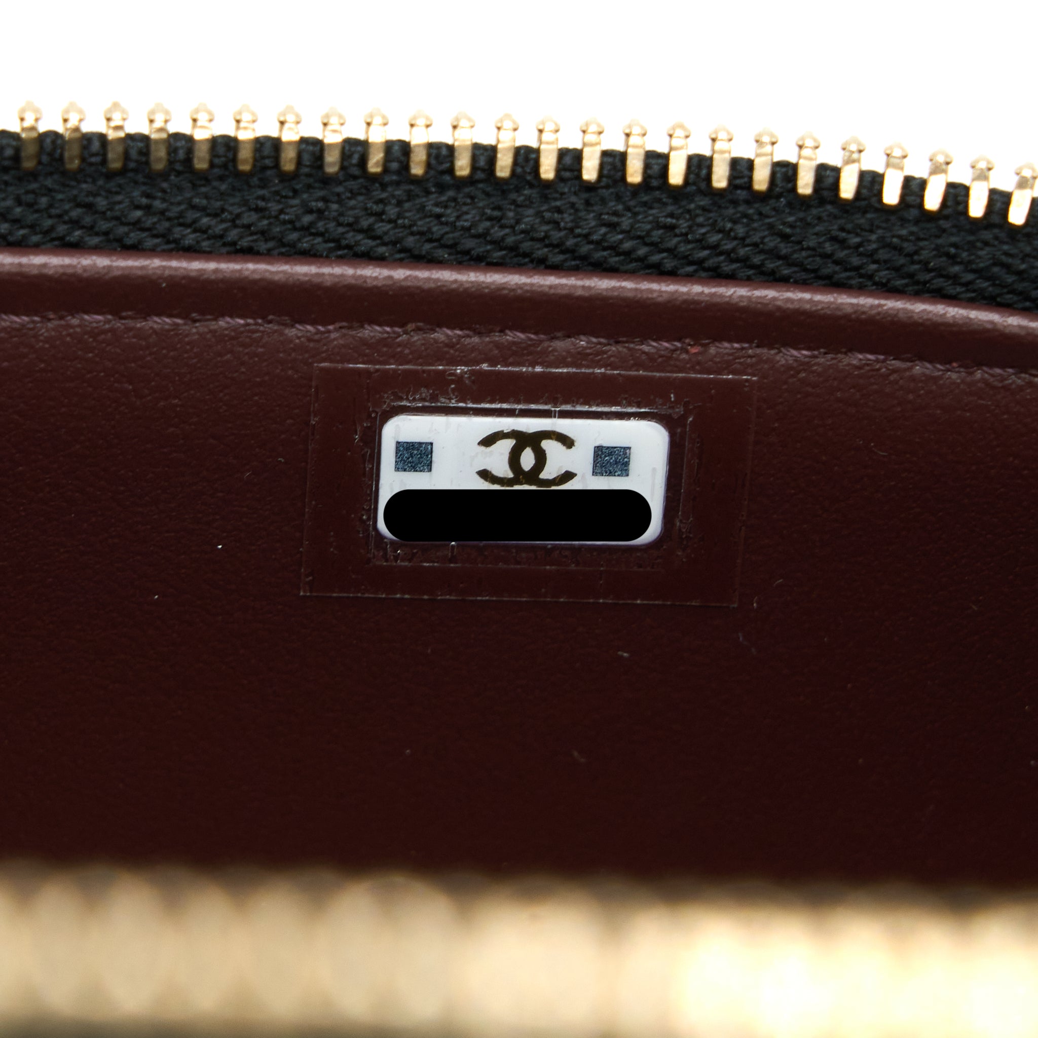 chanel-long-vanity-case-caviar-black-lghw-microchip