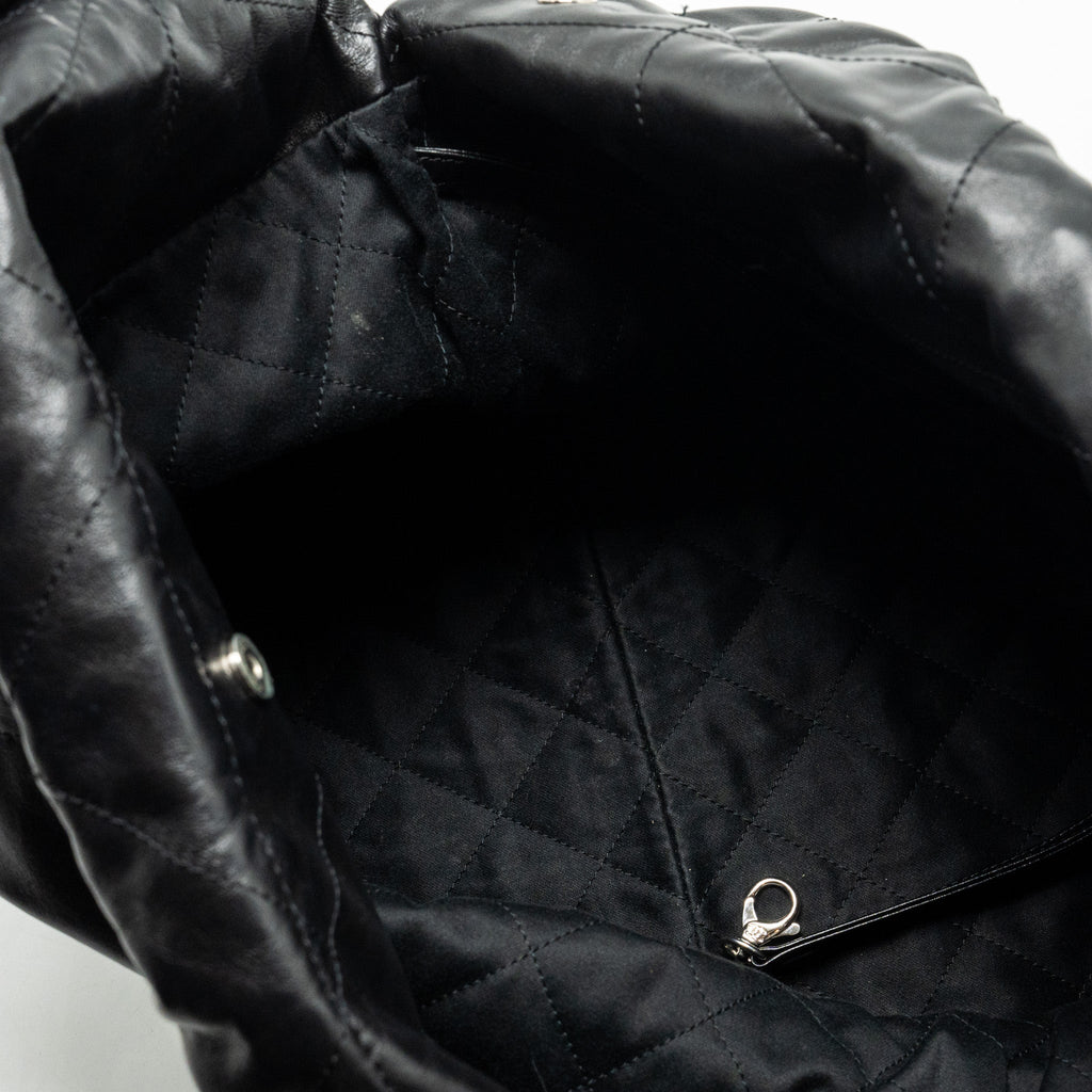 chanel-medium-22-bag-calfskin-so-black-microchip-copy-1