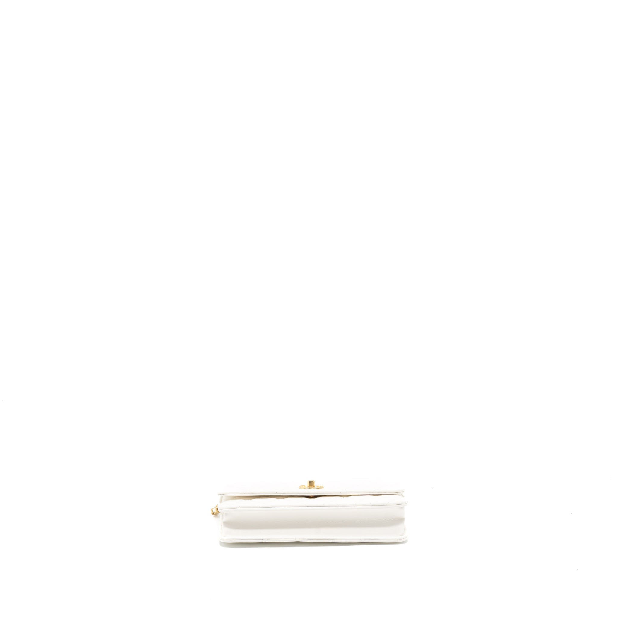 chanel-pearl-crush-wallet-on-chain-lambskin-white-ghw-microchip-2