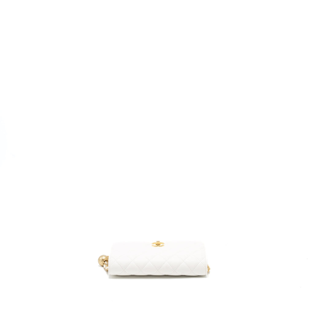 chanel-pearl-crush-wallet-on-chain-lambskin-white-ghw-microchip-2