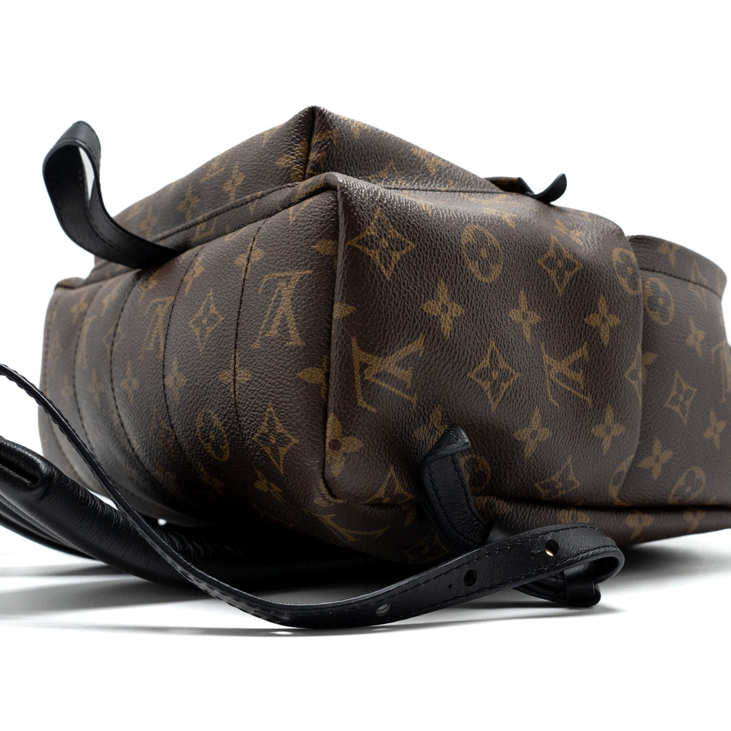 louis-vuitton-palm-springs-backpack-monogram-canvas-ghw