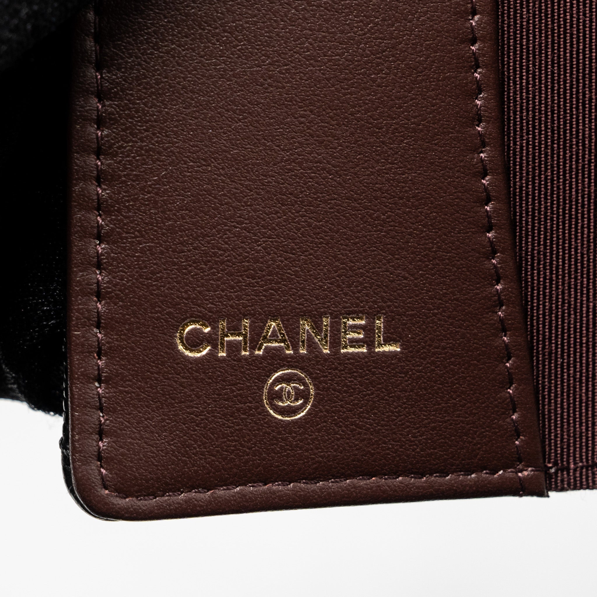 chanel-classic-flap-key-holder-caviar-black-lghw