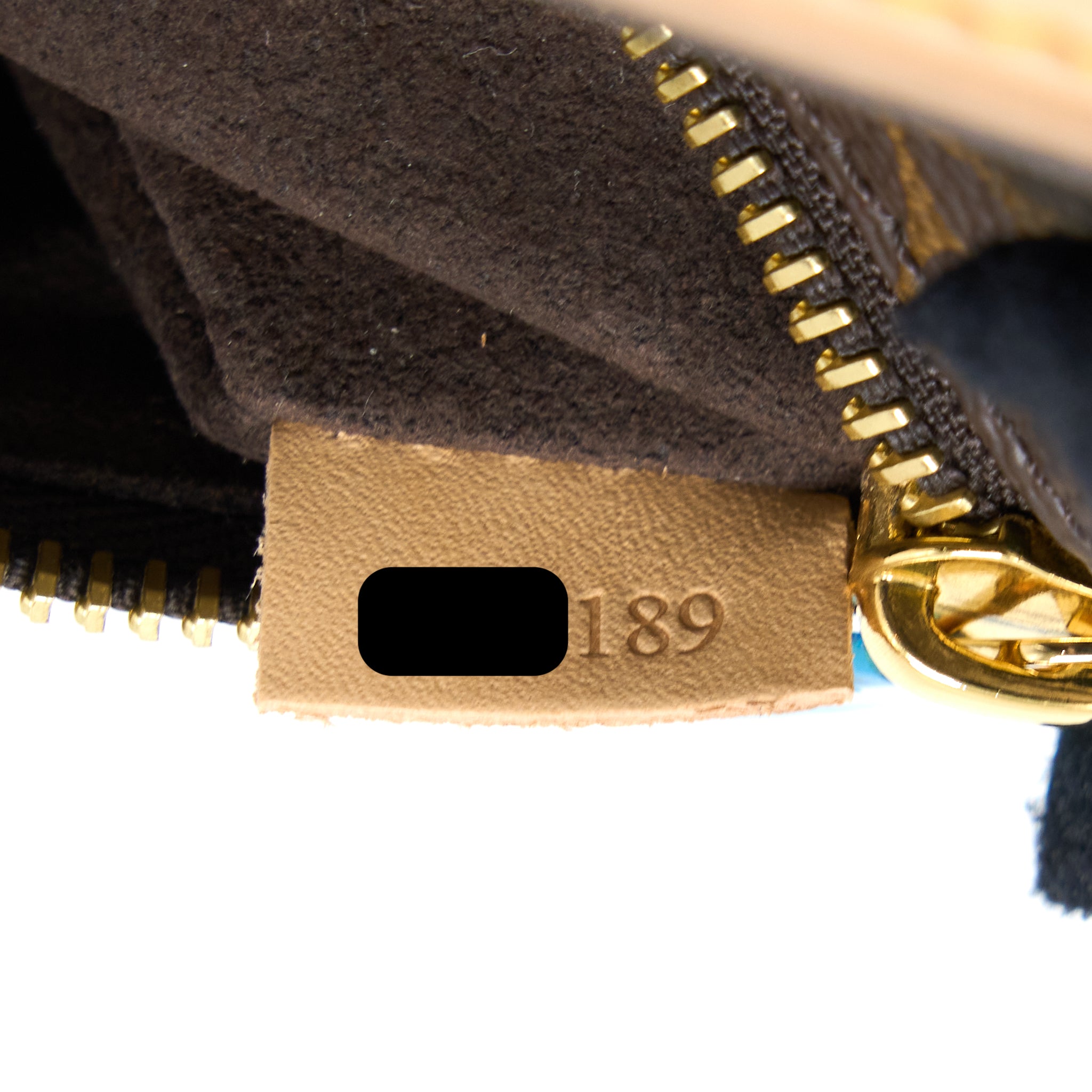 louis-vuitton-pochette-metis-monogram-canvas-ghw-11