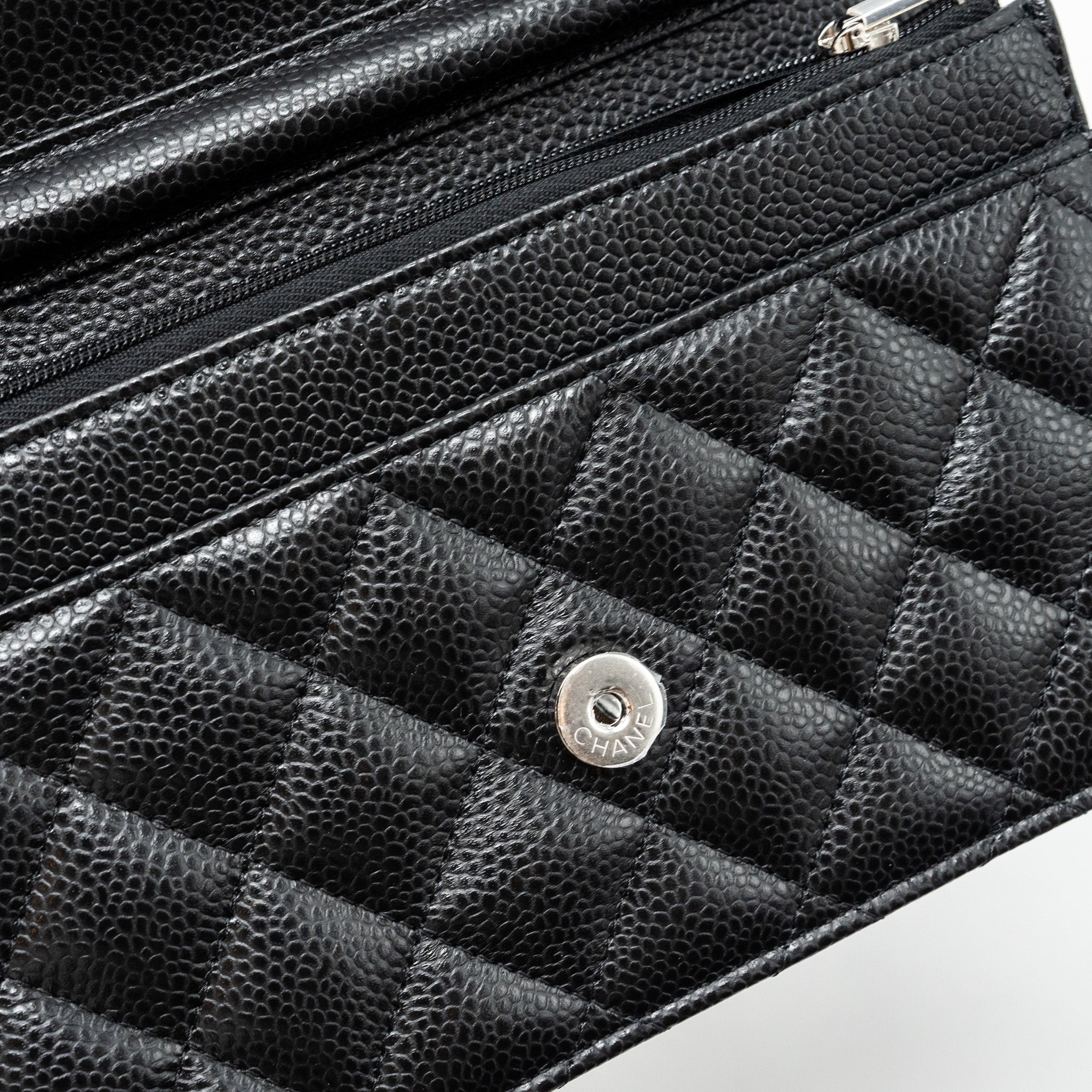 chanel-classic-wallet-on-chain-caviar-black-shw-8
