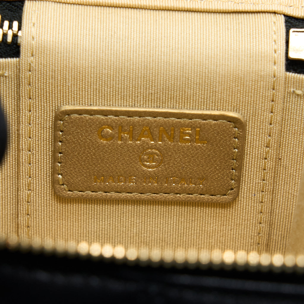 chanel-pearl-crush-mini-vanity-lambskin-black-ghw