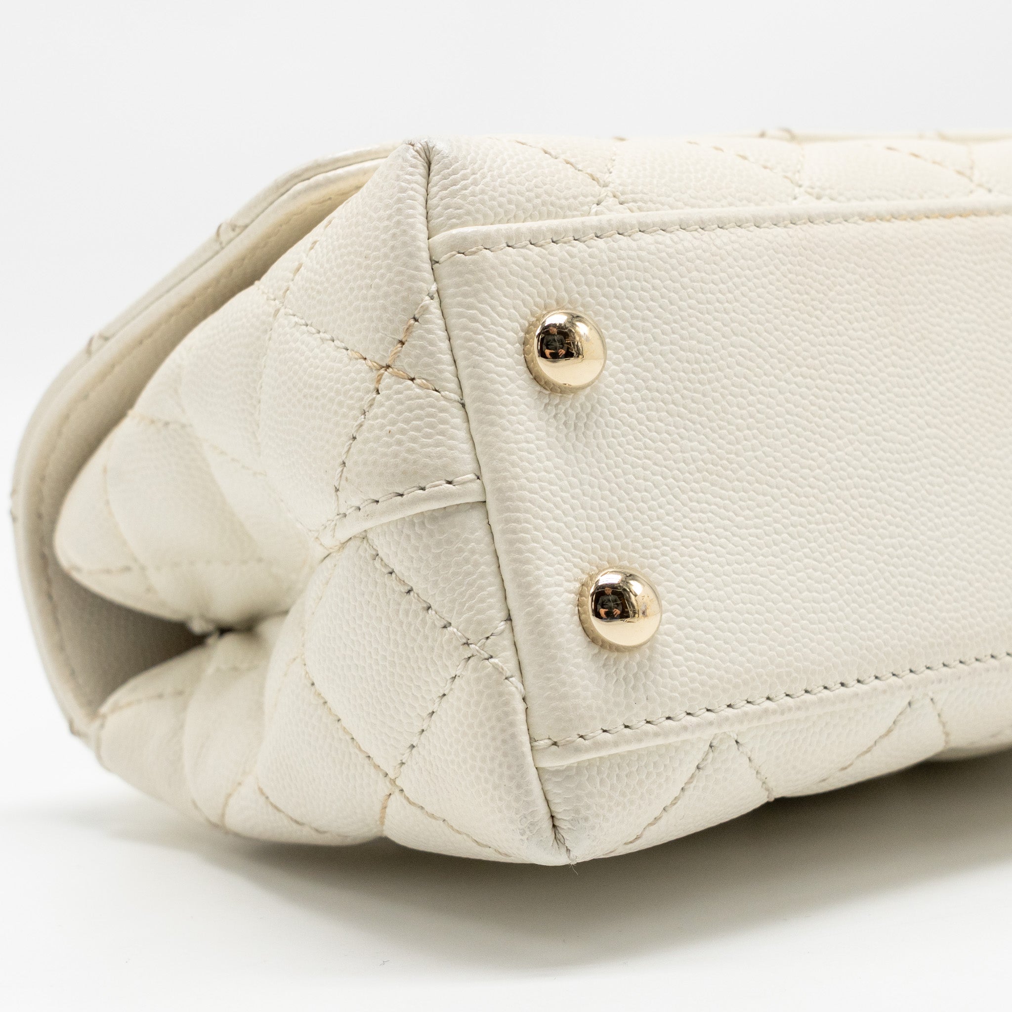 chanel-mini-coco-handle-caviar-white-lghwmicrochip