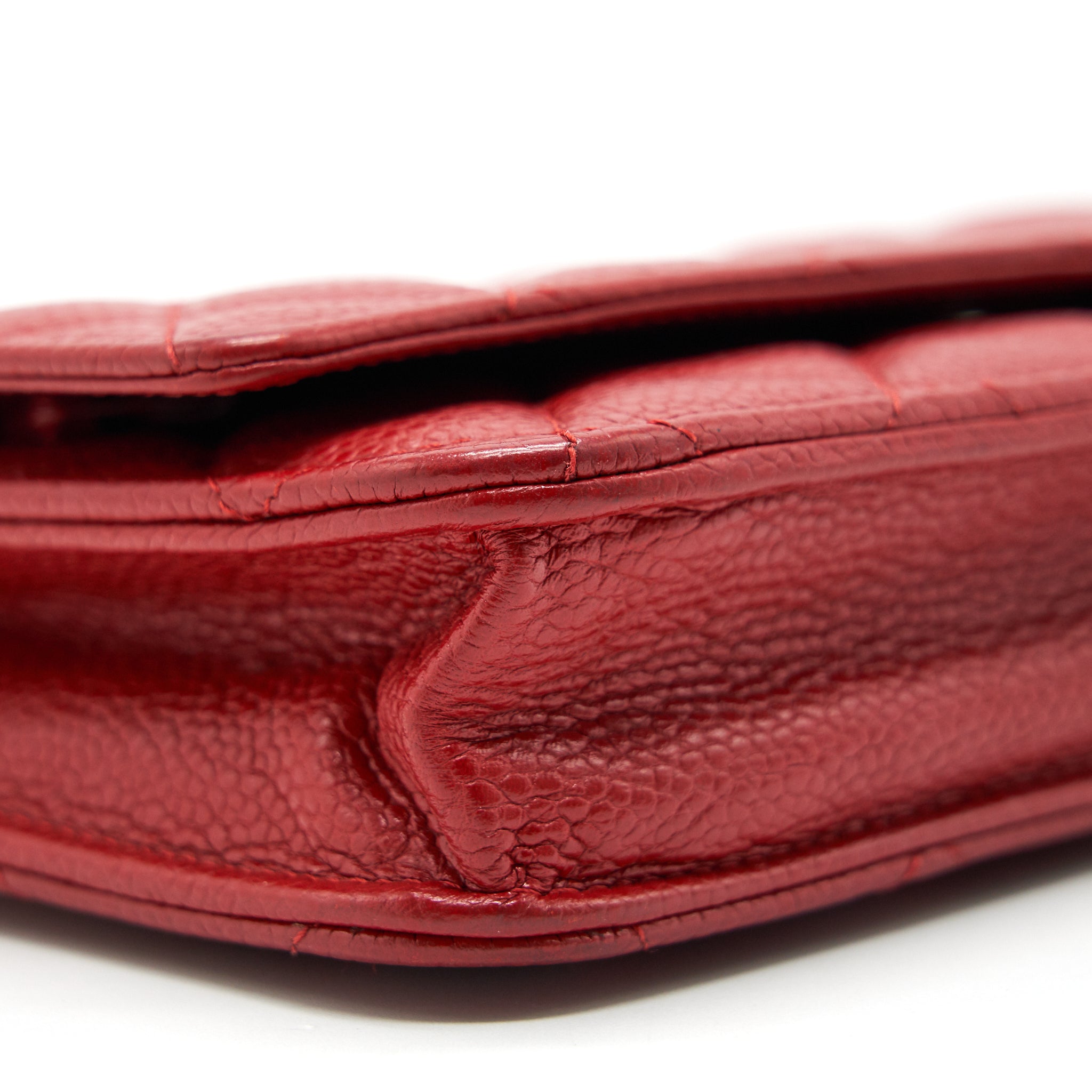 chanel-wallet-on-chain-caviar-red-with-shw-serial-18