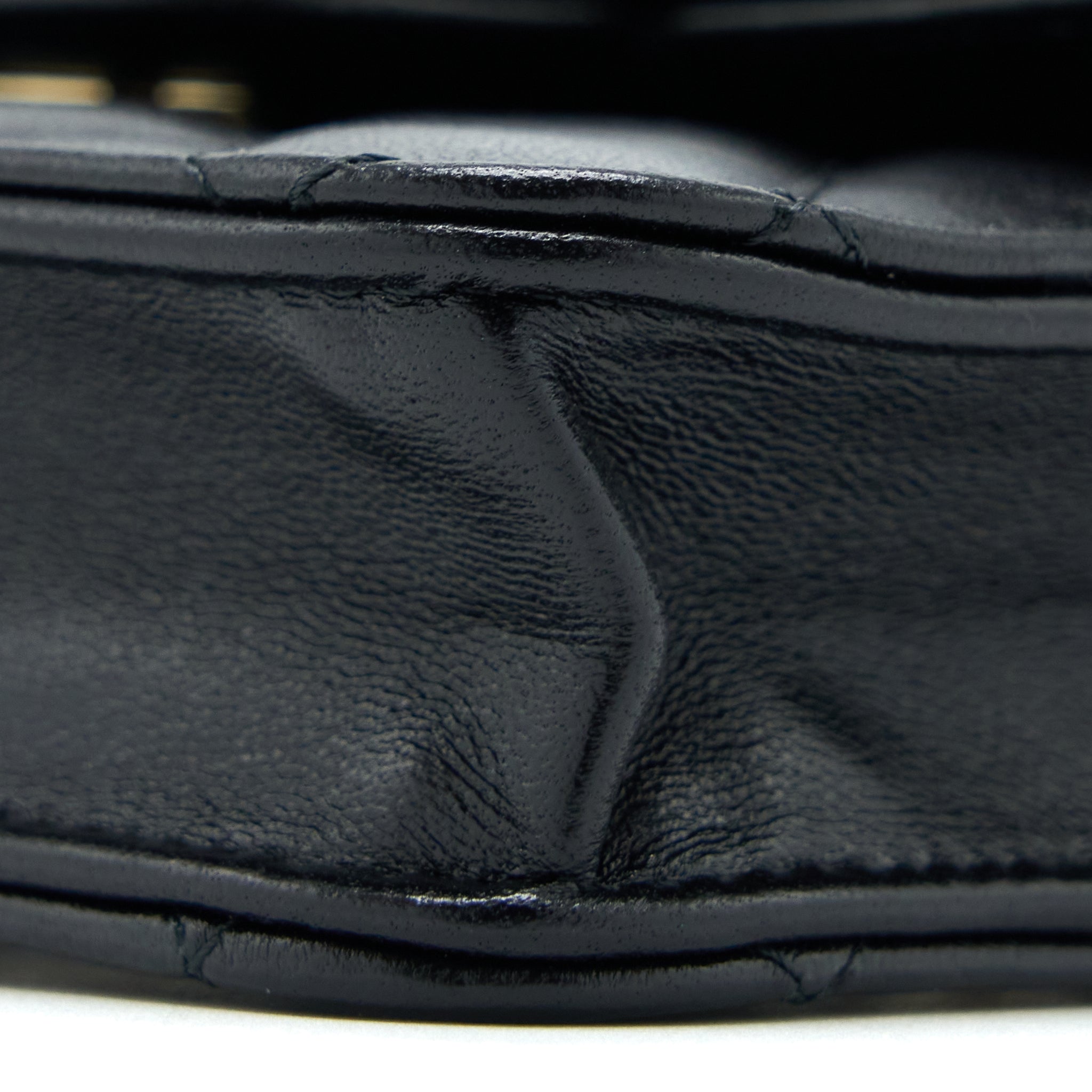 chanel-mini-top-handle-flap-bag-lambskin-black-lghw