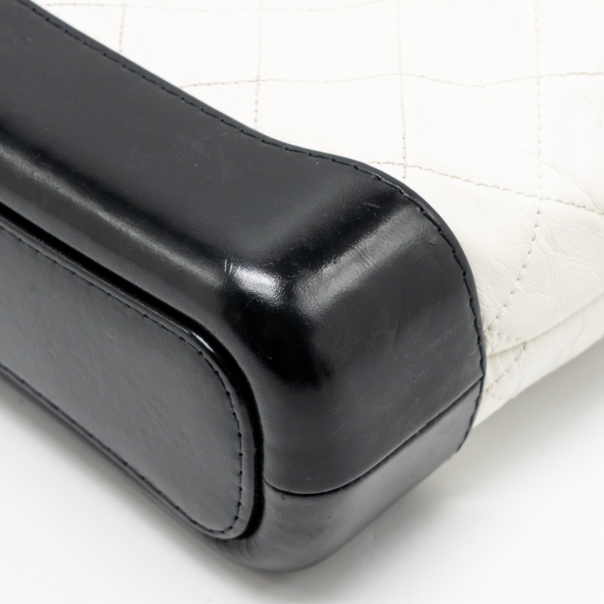 chanel-small-gabrielle-hobo-bag-aged-calfskin-white-black-multicolour-hardware-copy