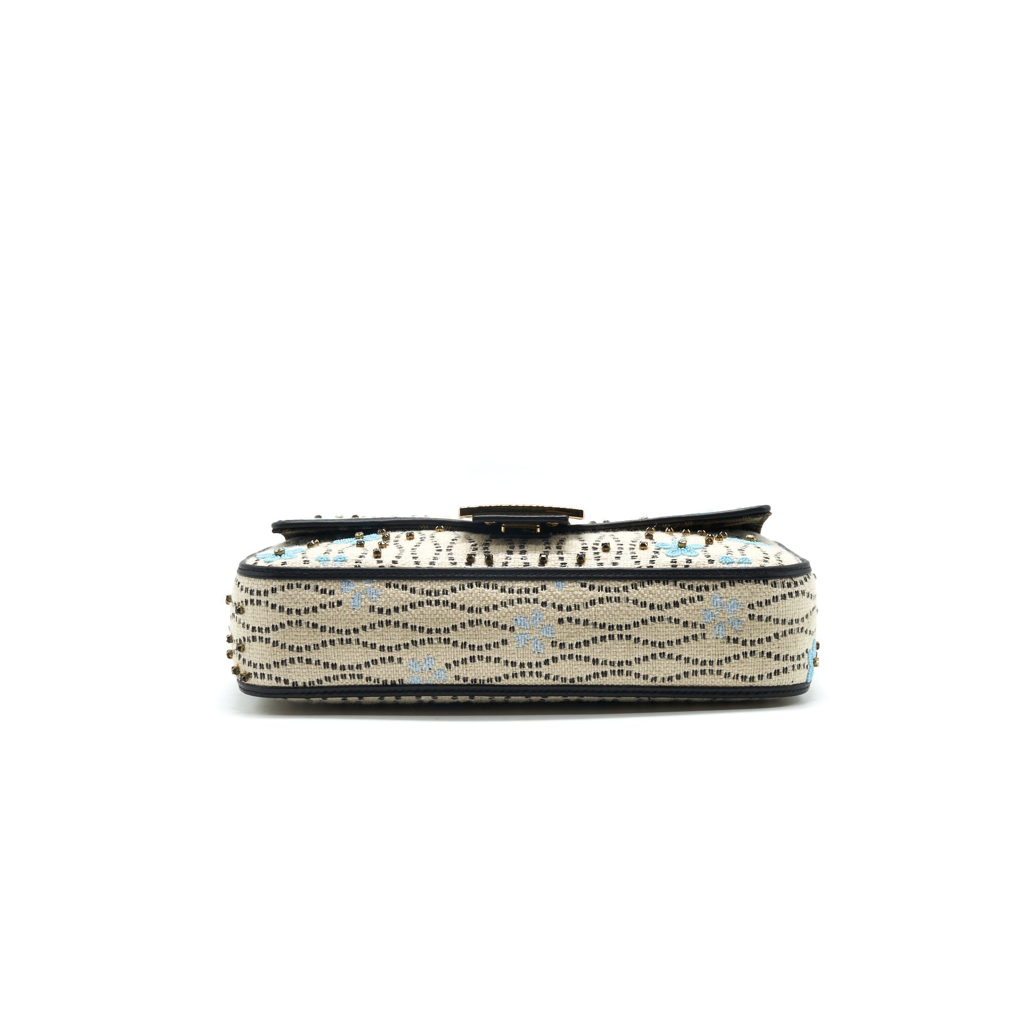 fendi-baguette-iconic-medium-white-raffia-bag-multicolor-1